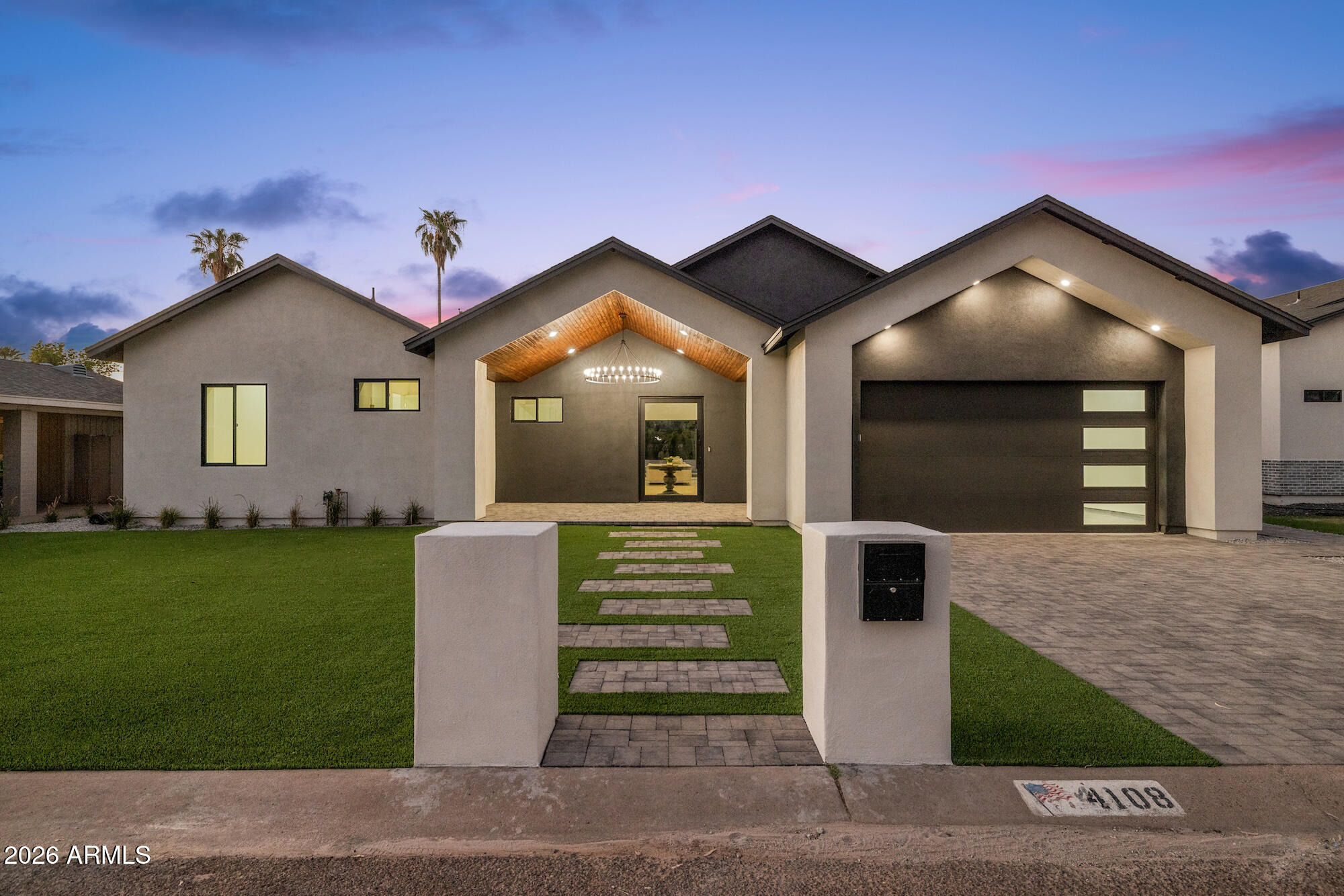 Avalon Dr, Phoenix, AZ 85018