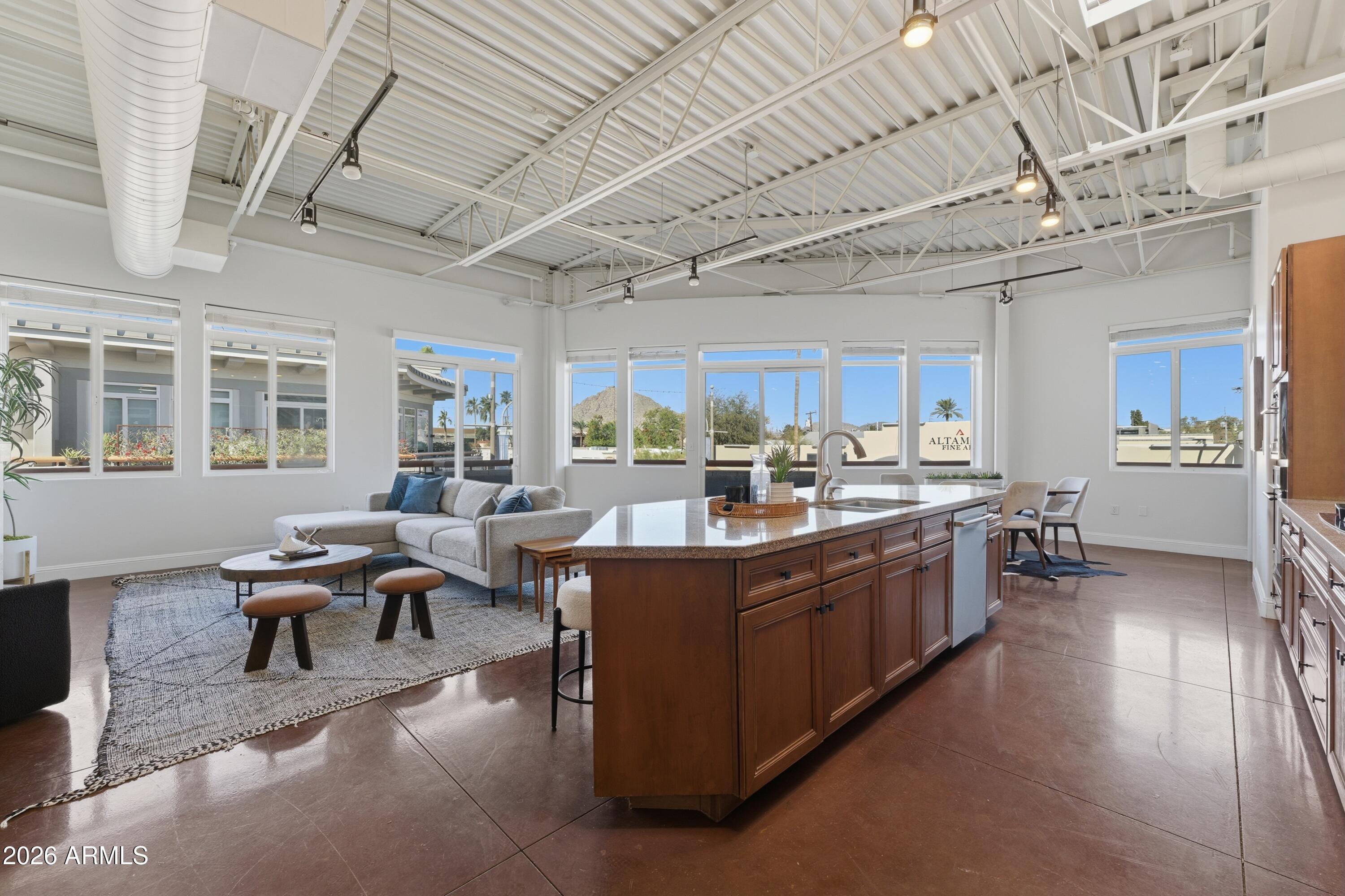 Main St, Scottsdale, AZ 85251