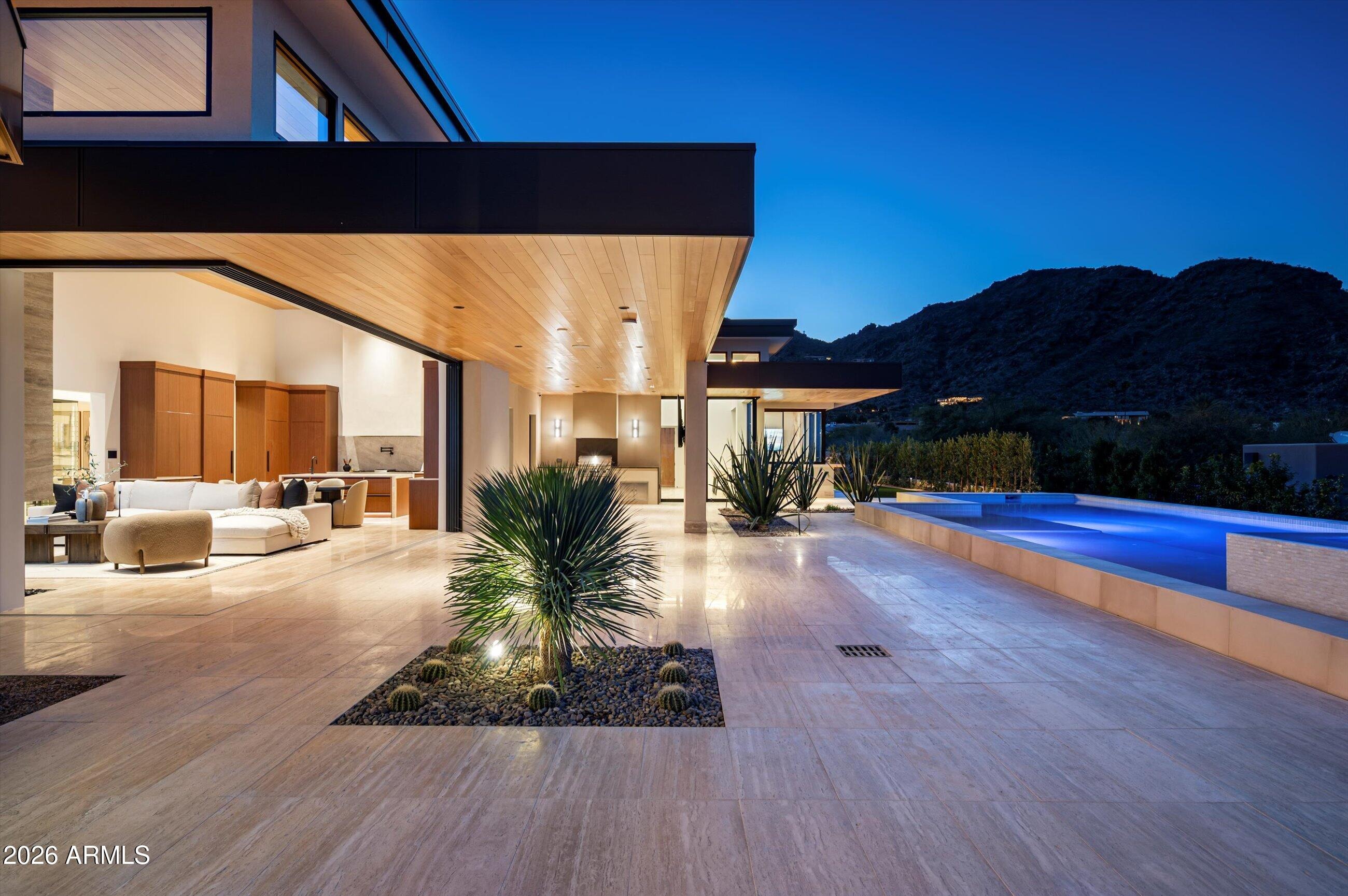 Quartz Mountain Rd, Paradise Valley, AZ 85253