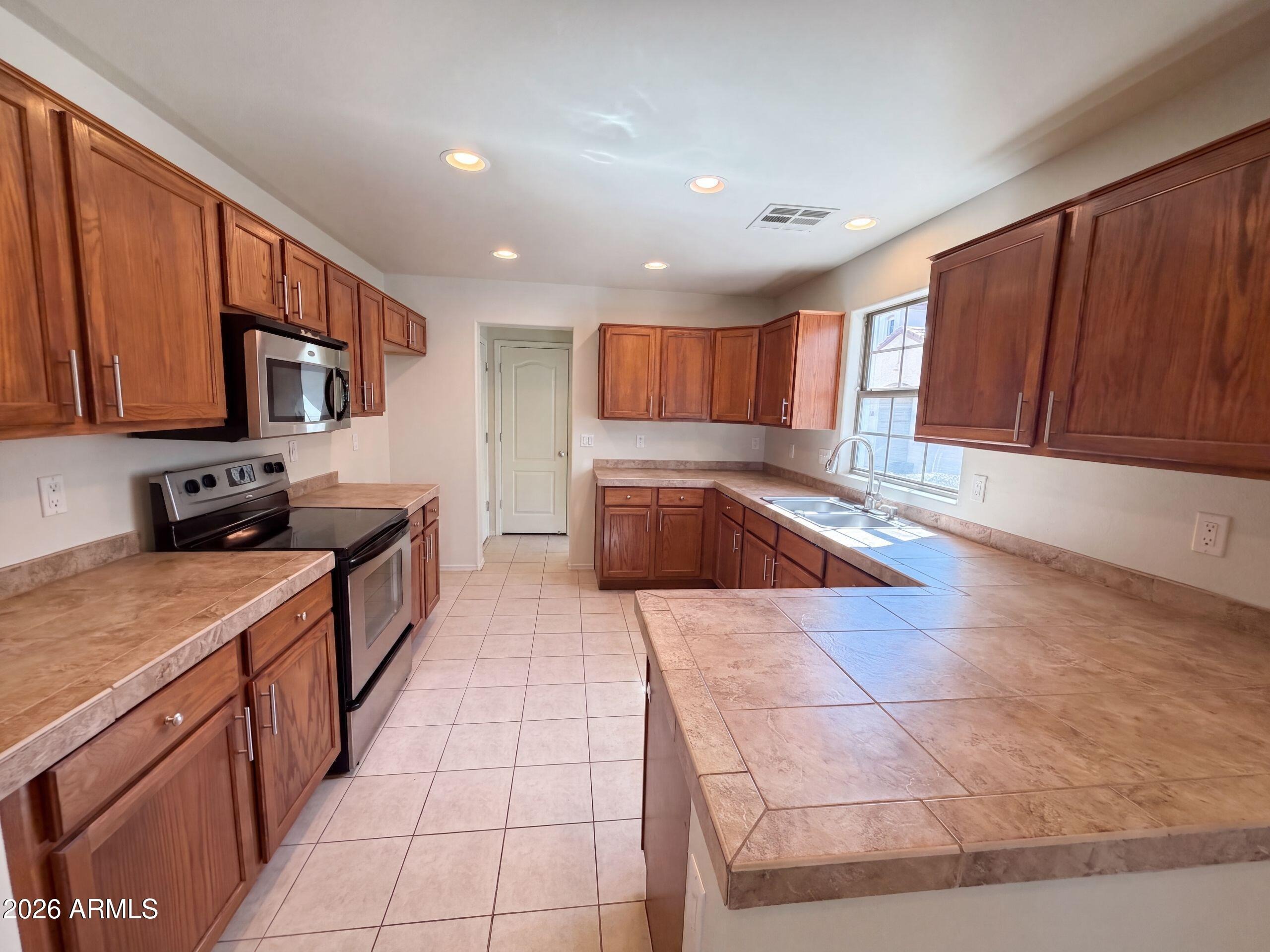 Megan St, Gilbert, AZ 85295 #1