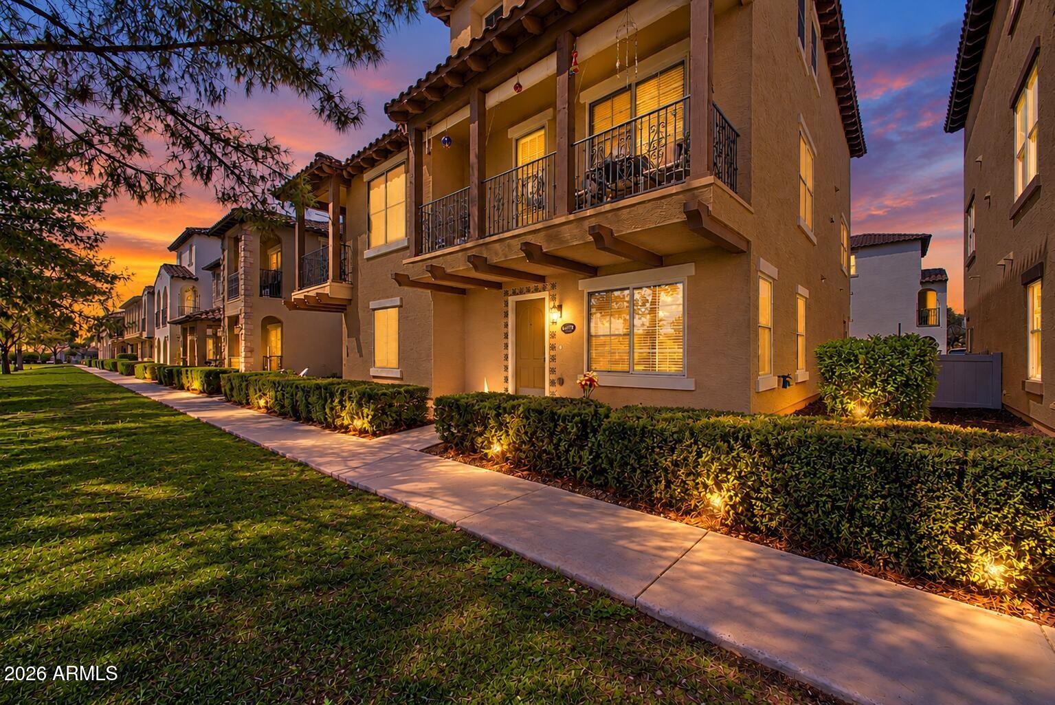 Leslie Dr, Gilbert, AZ 85296