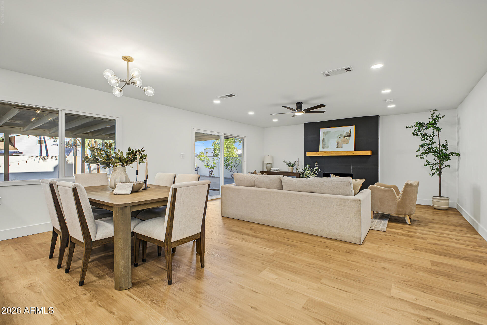 Oak St, Tempe, AZ 85282 #1