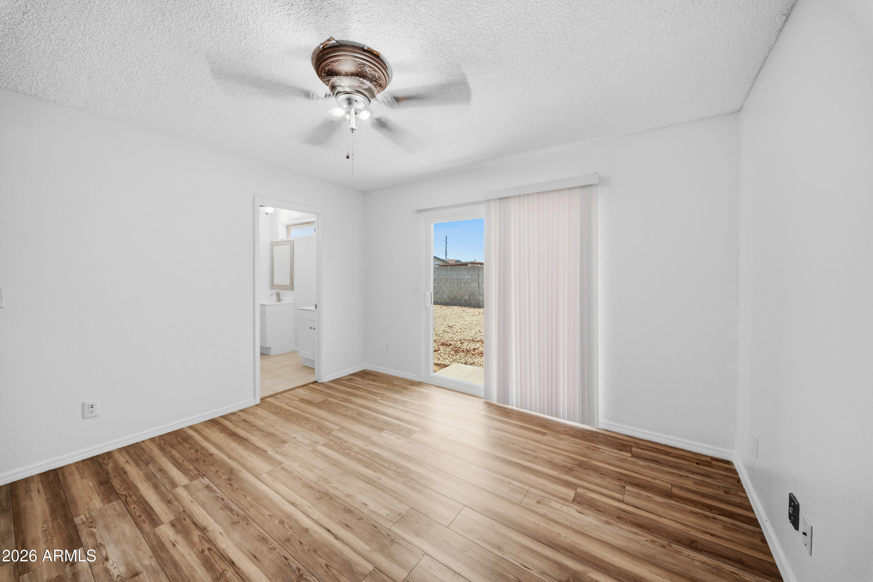 Willow Ave, Phoenix, AZ 85029 #1