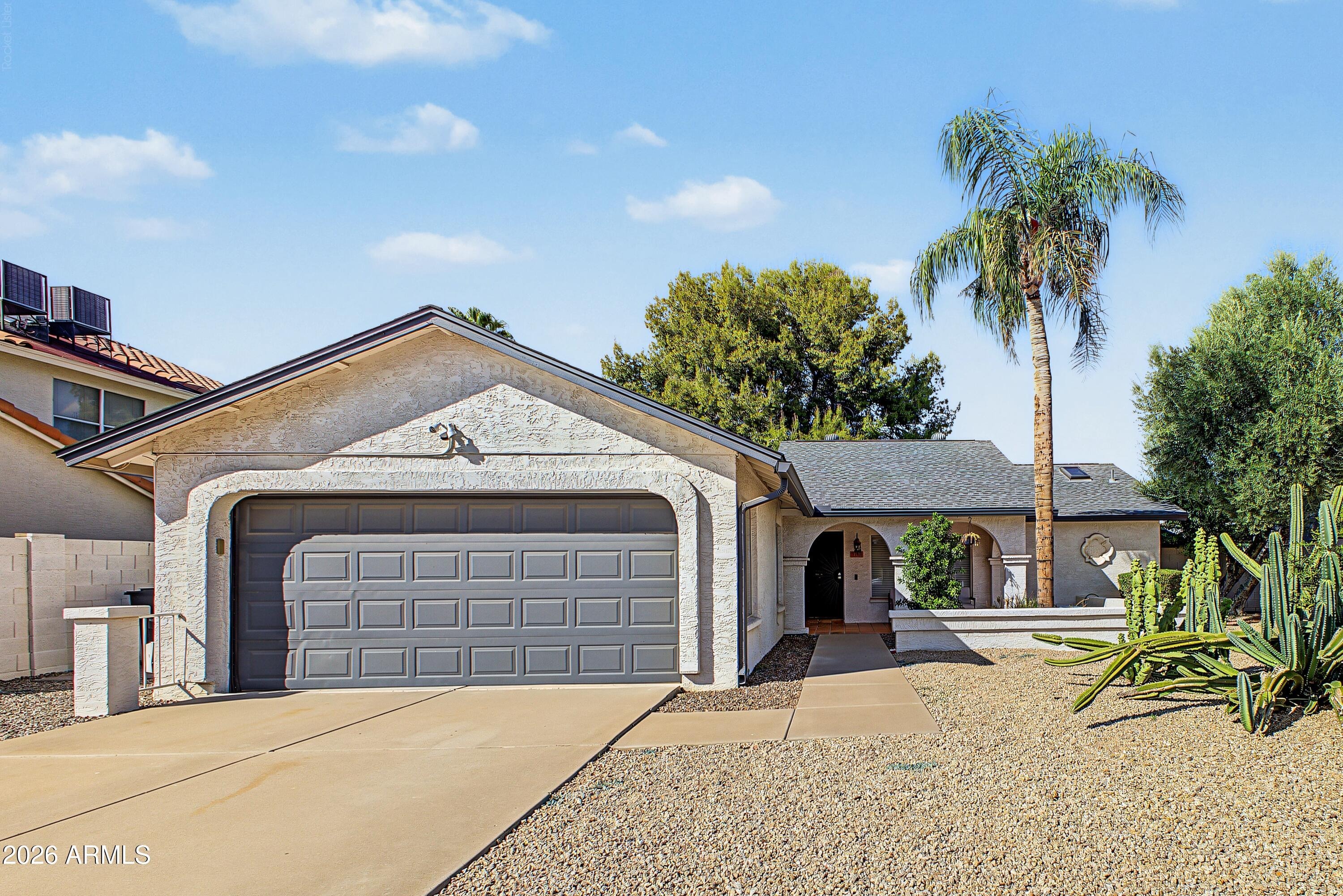 Renee Dr, Phoenix, AZ 85050