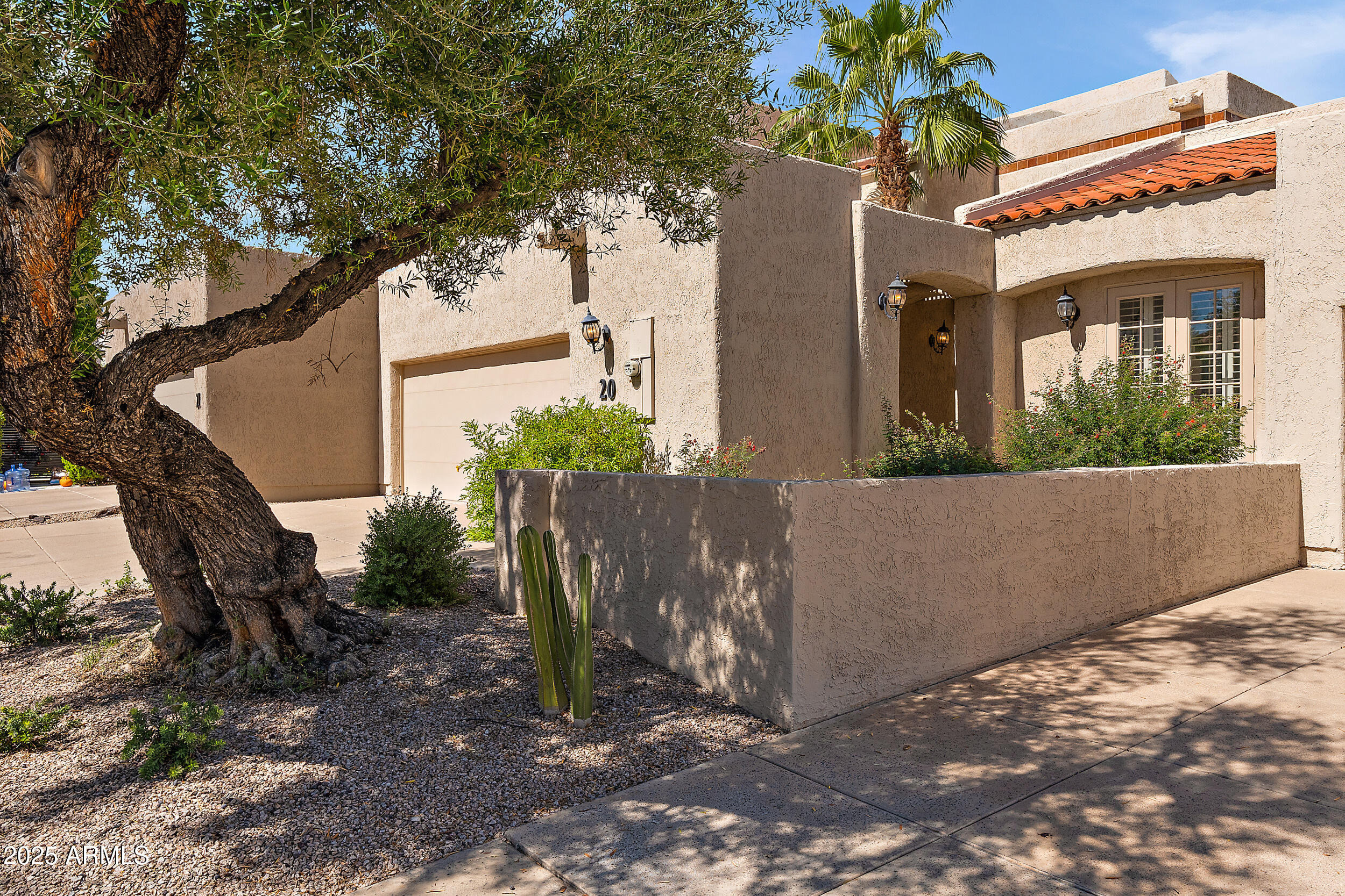 Arizona Biltmore Cir, Phoenix, AZ 85016