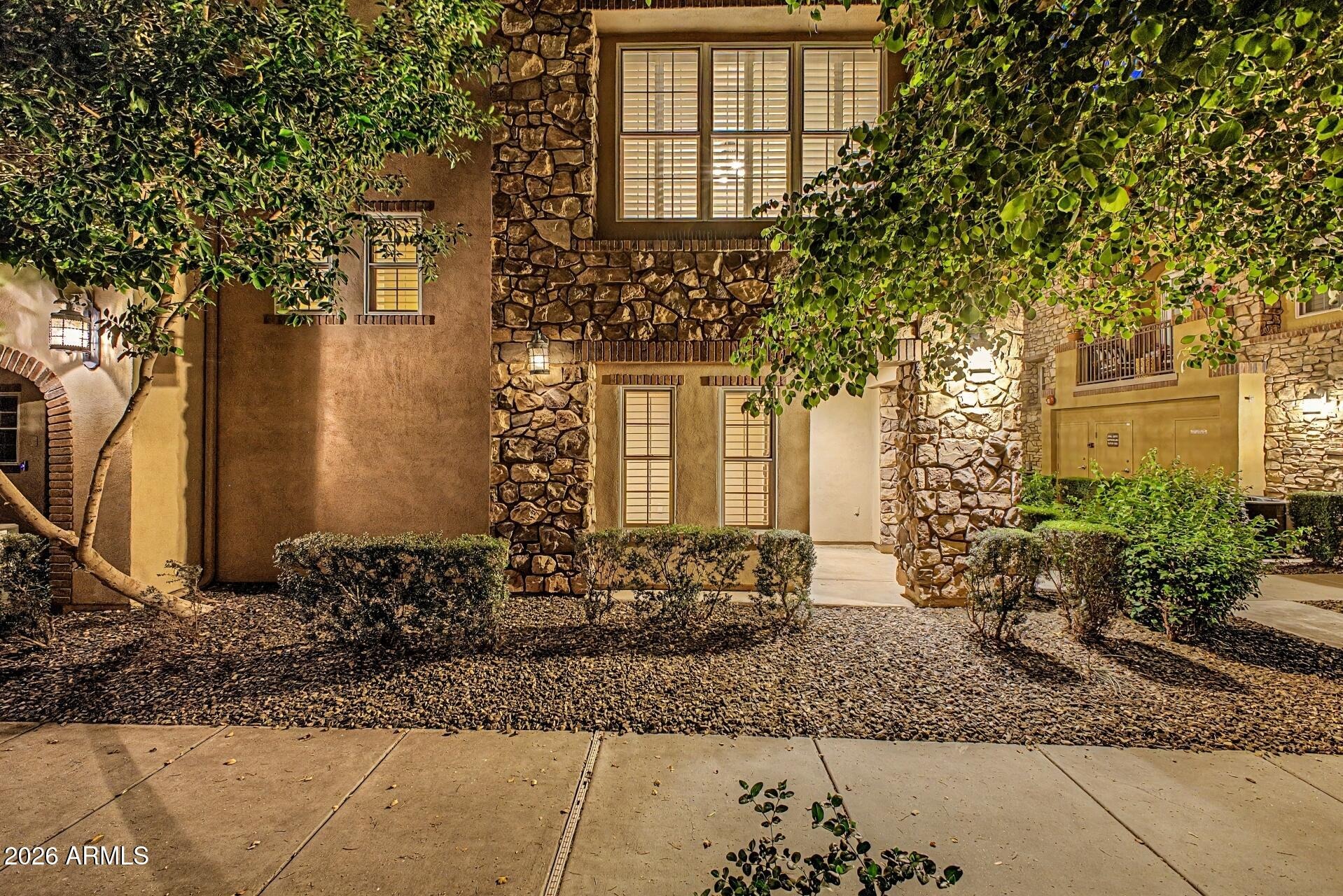 Roma Ave, Phoenix, AZ 85016