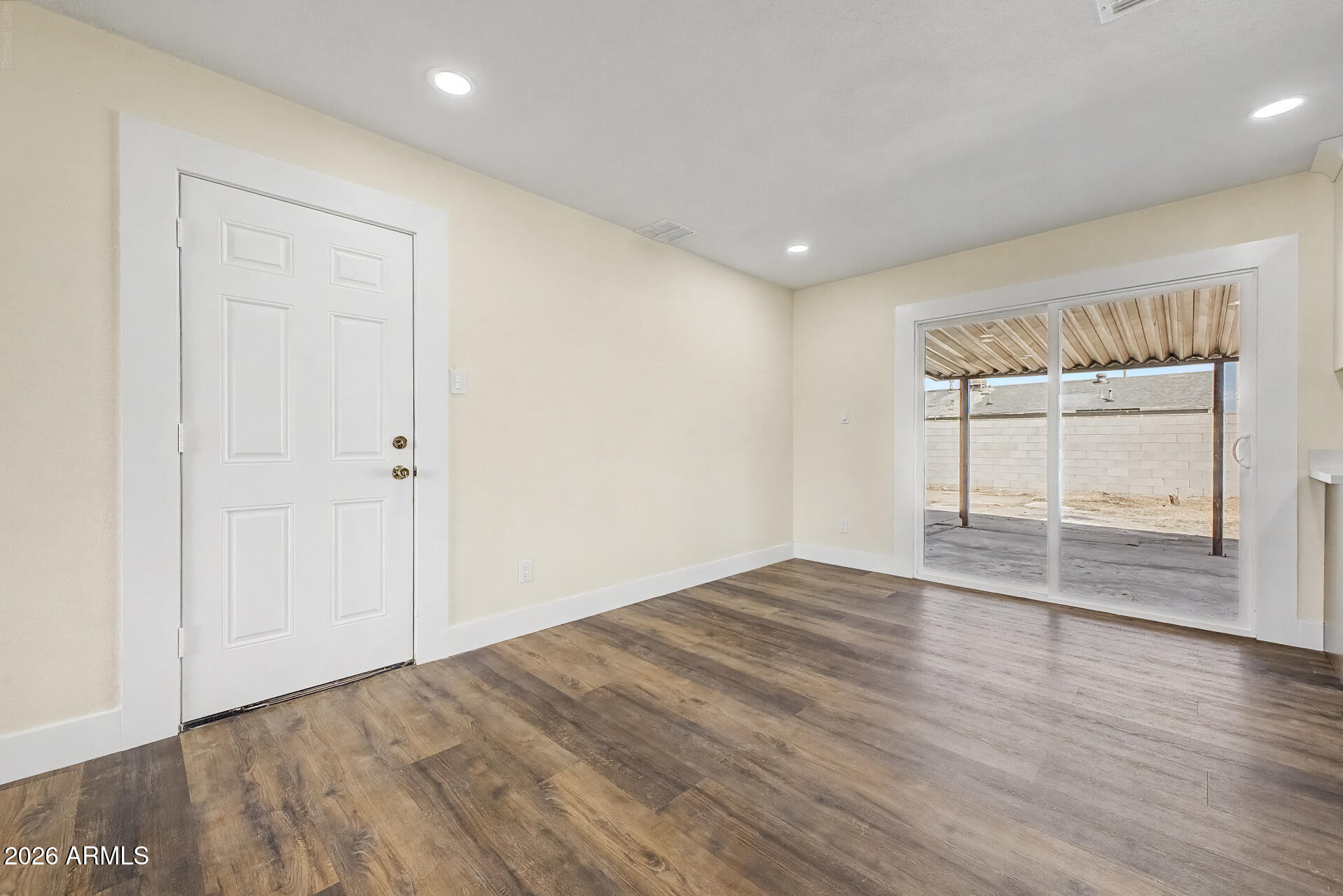 Clarendon Ave, Phoenix, AZ 85033 #1