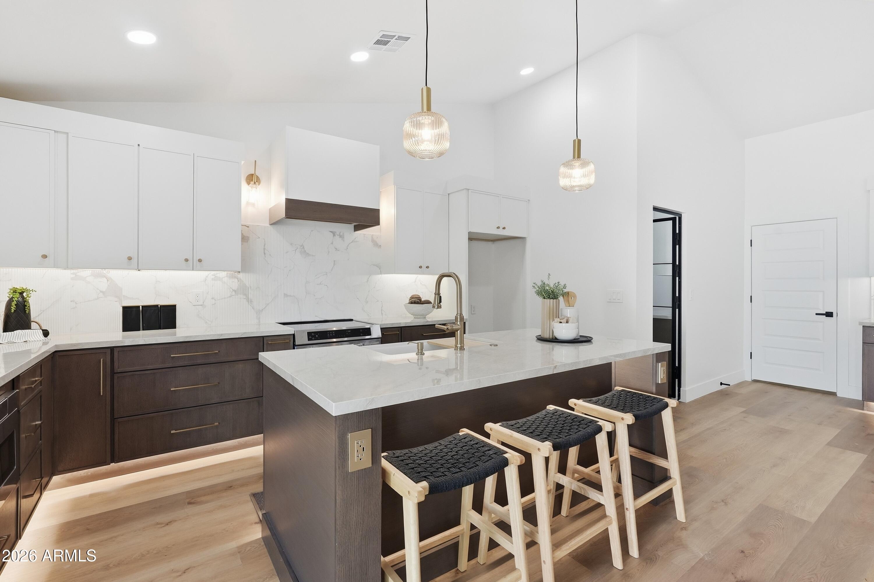 101st Way, Scottsdale, AZ 85260 #1