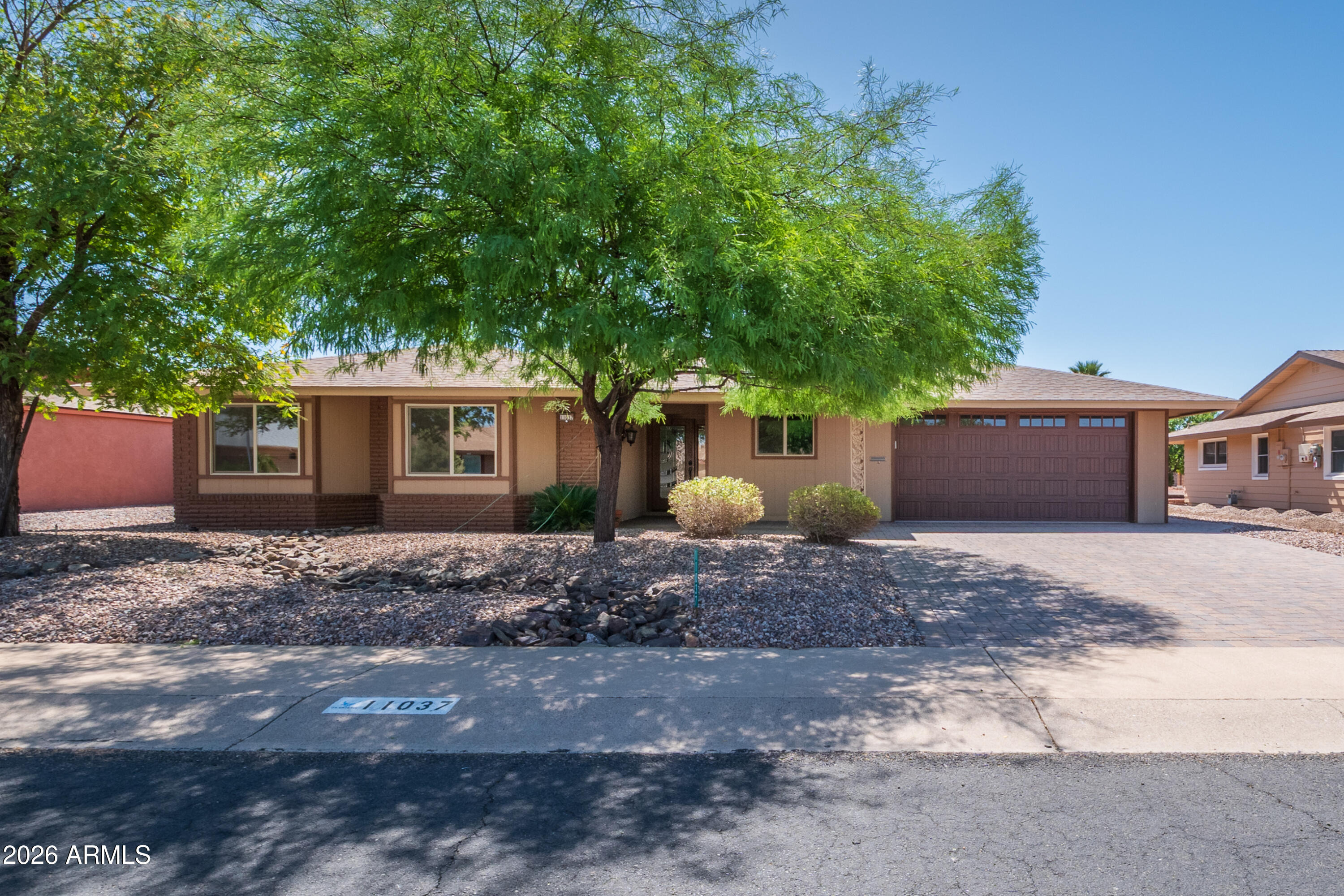 Meade Dr, Sun City, AZ 85351