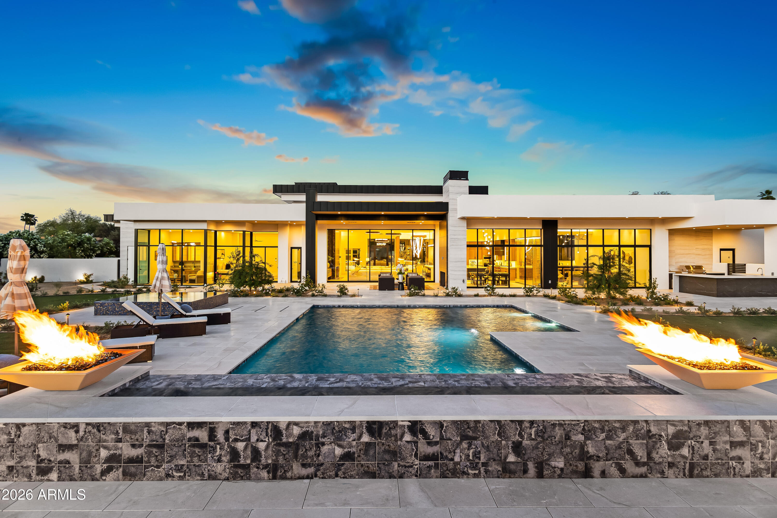 64th Pl, Paradise Valley, AZ 85253