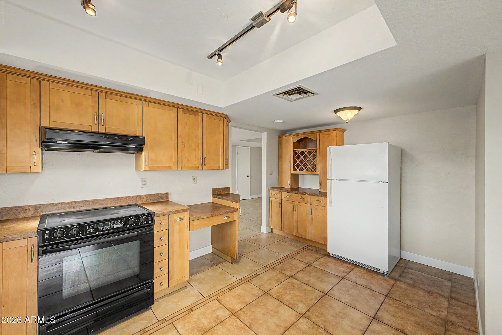 Onza Ave, Mesa, AZ 85202 #1