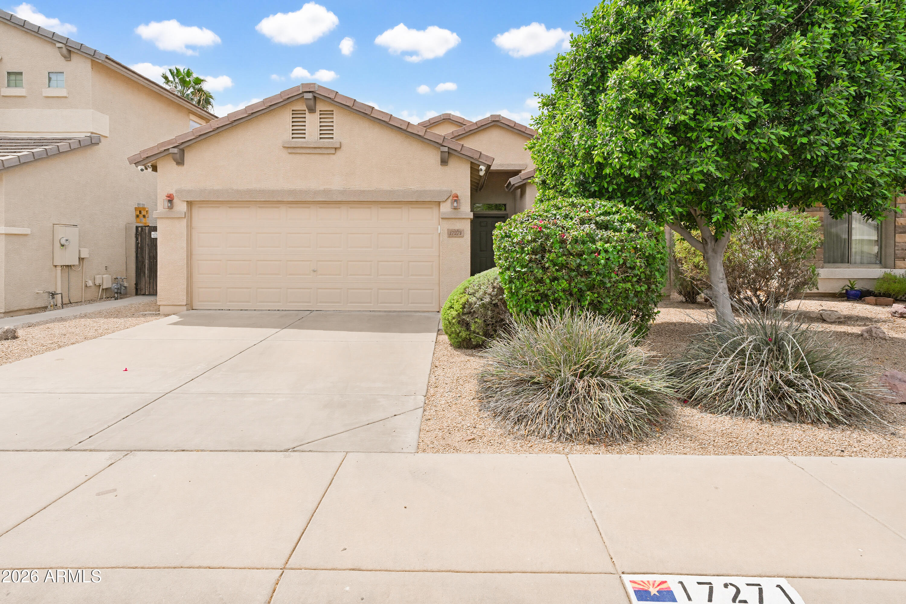 Smokey Dr, Surprise, AZ 85388