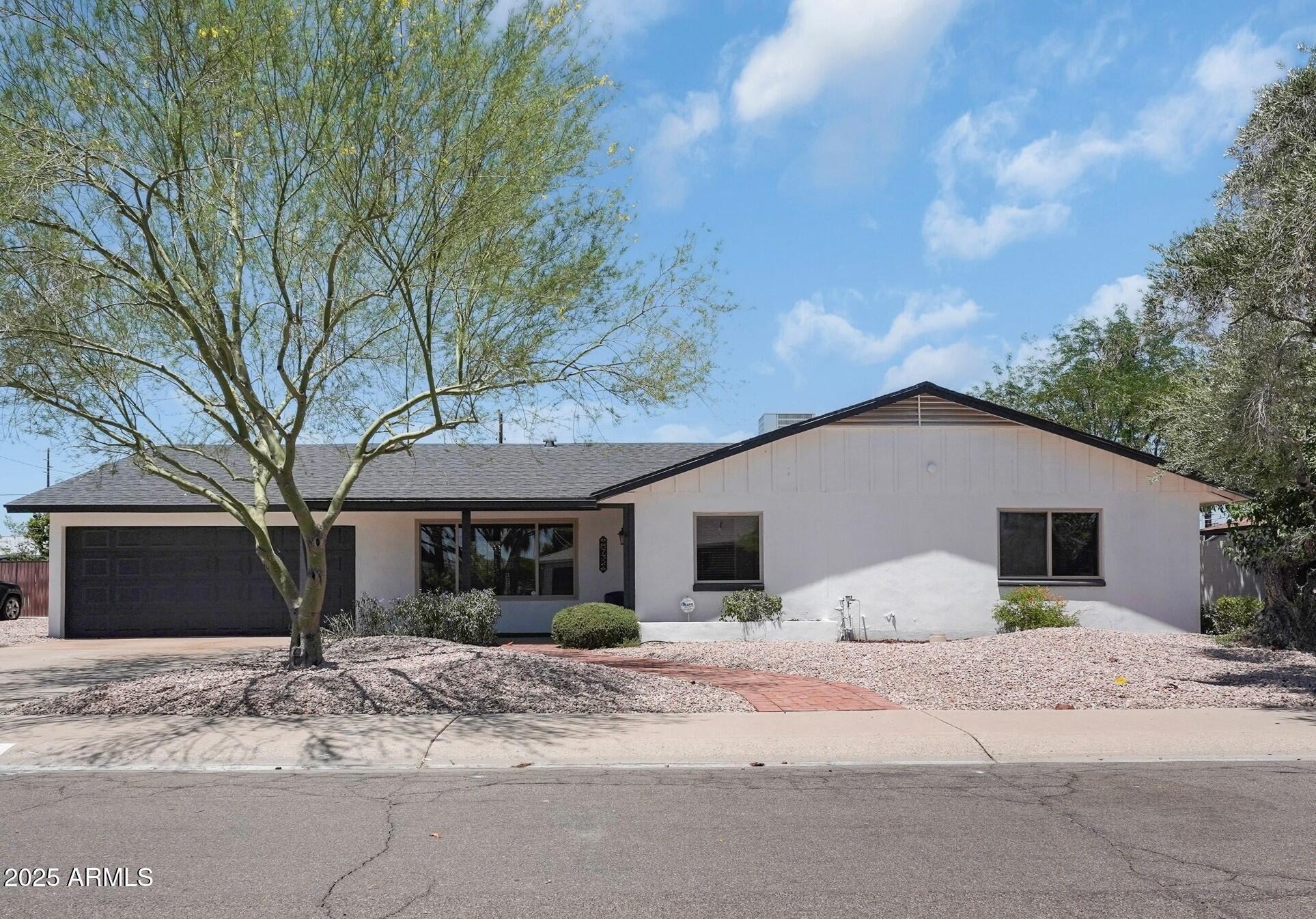 Sandalwood Dr, Scottsdale, AZ 85250