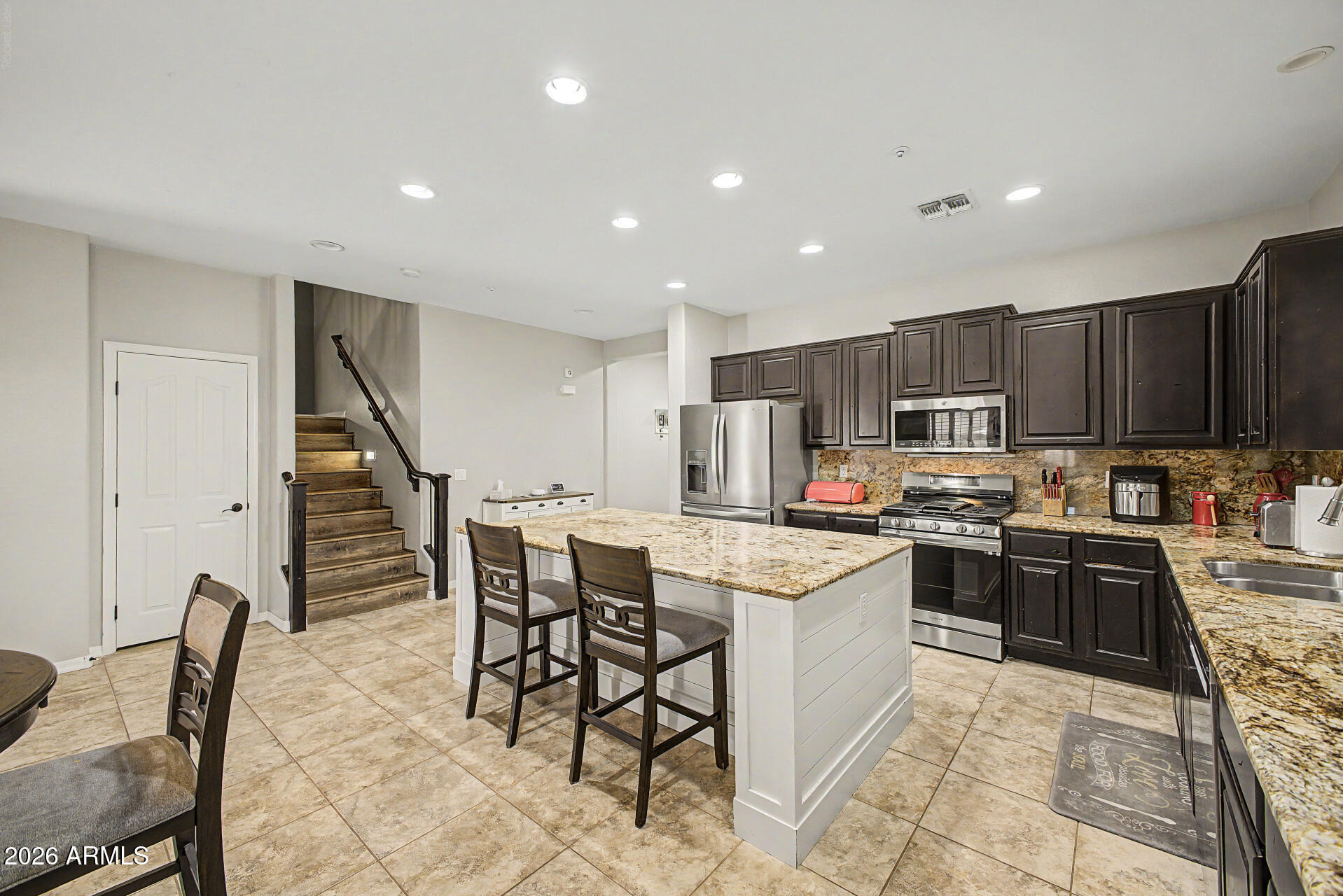 69th Dr, Peoria, AZ 85383 #1