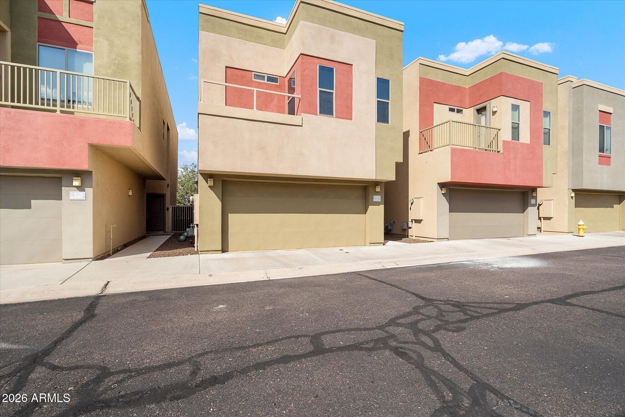 Danbury Rd, Phoenix, AZ 85032