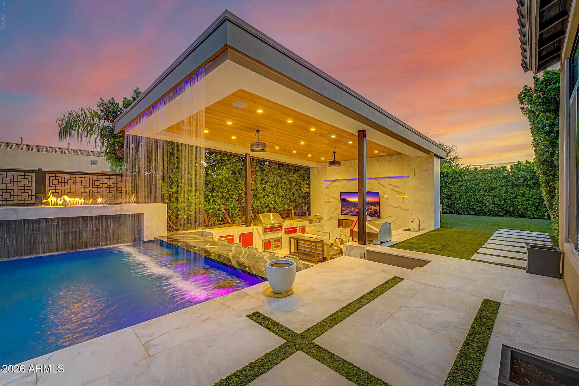Turnberry Dr, Gilbert, AZ 85298