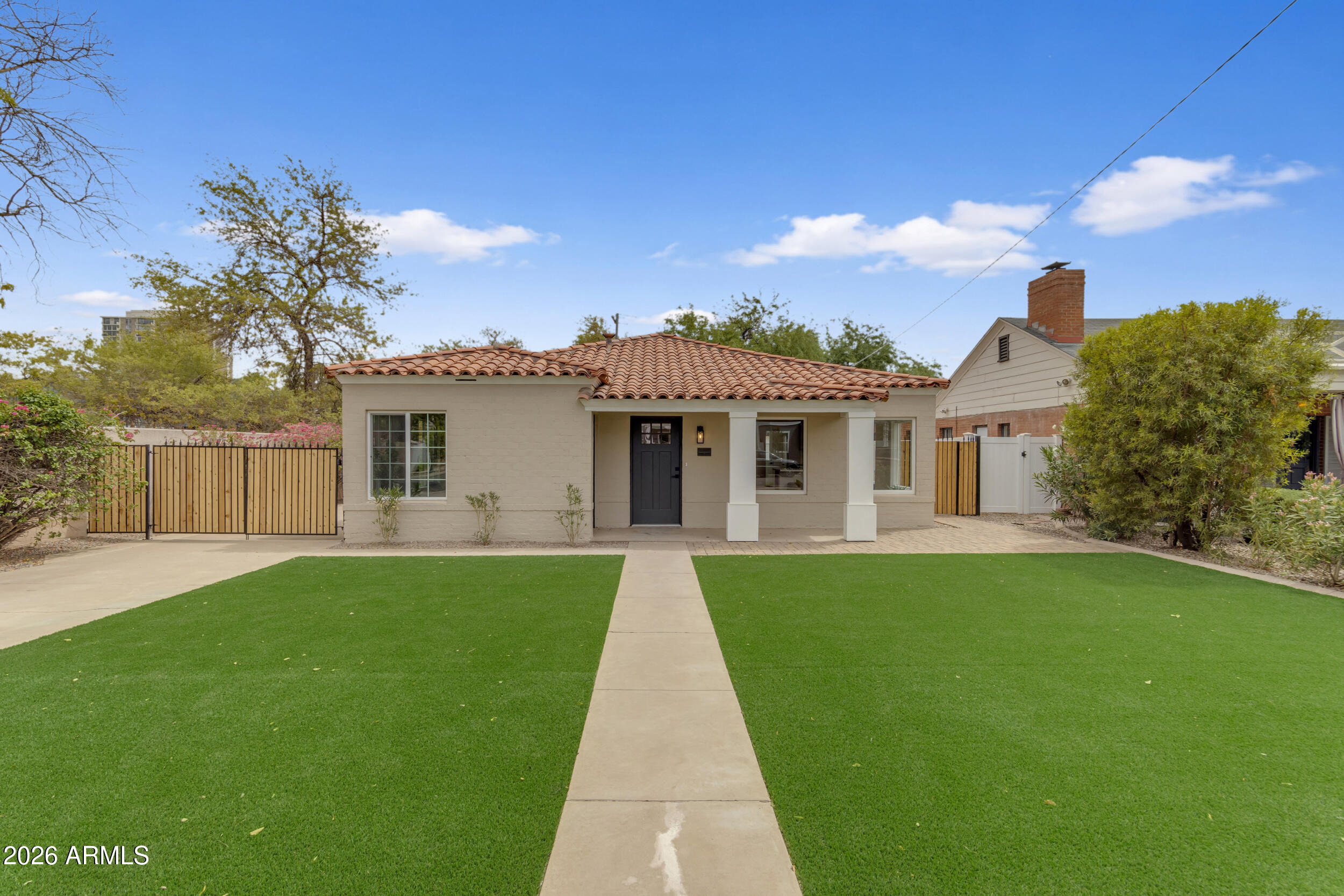 Virginia Ave, Phoenix, AZ 85003