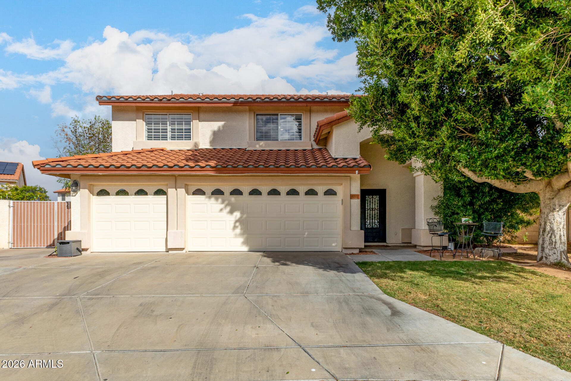 Windrose Dr, Glendale, AZ 85304