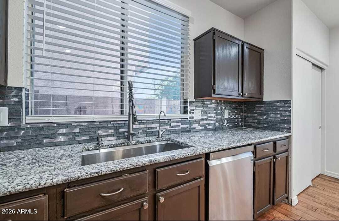 Wickieup Ln, Phoenix, AZ 85050 #1