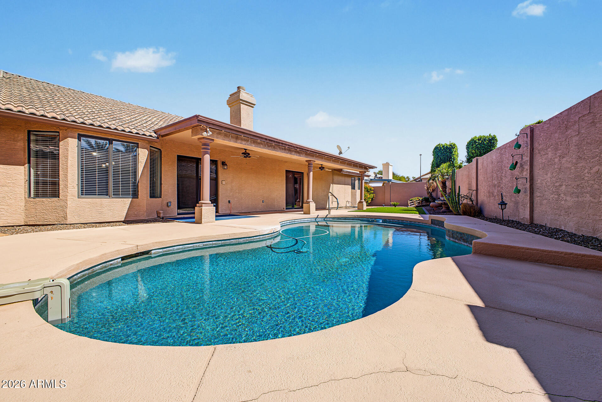 Royal Palms Ct, Gilbert, AZ 85233