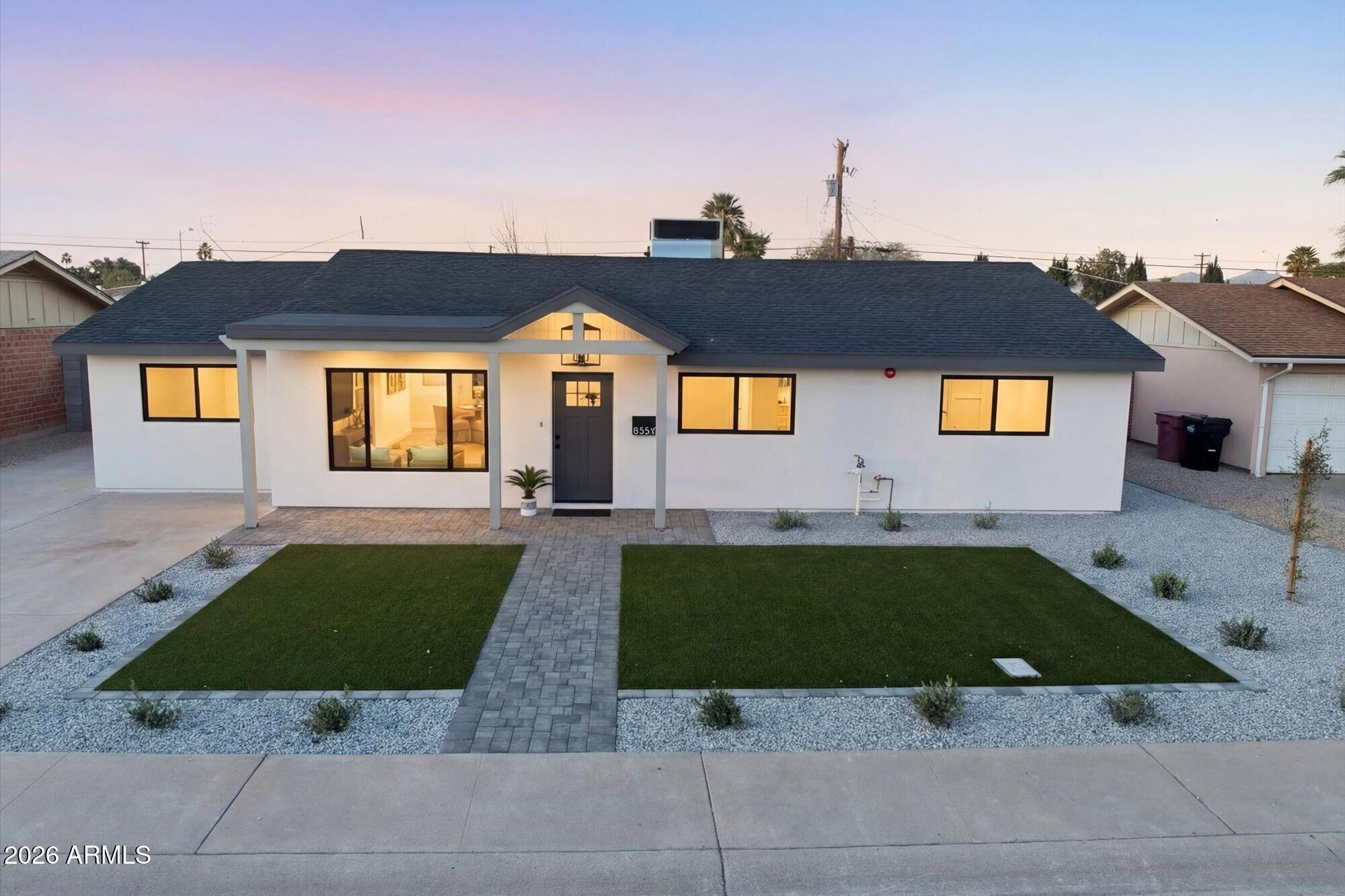Highland Ave, Scottsdale, AZ 85251