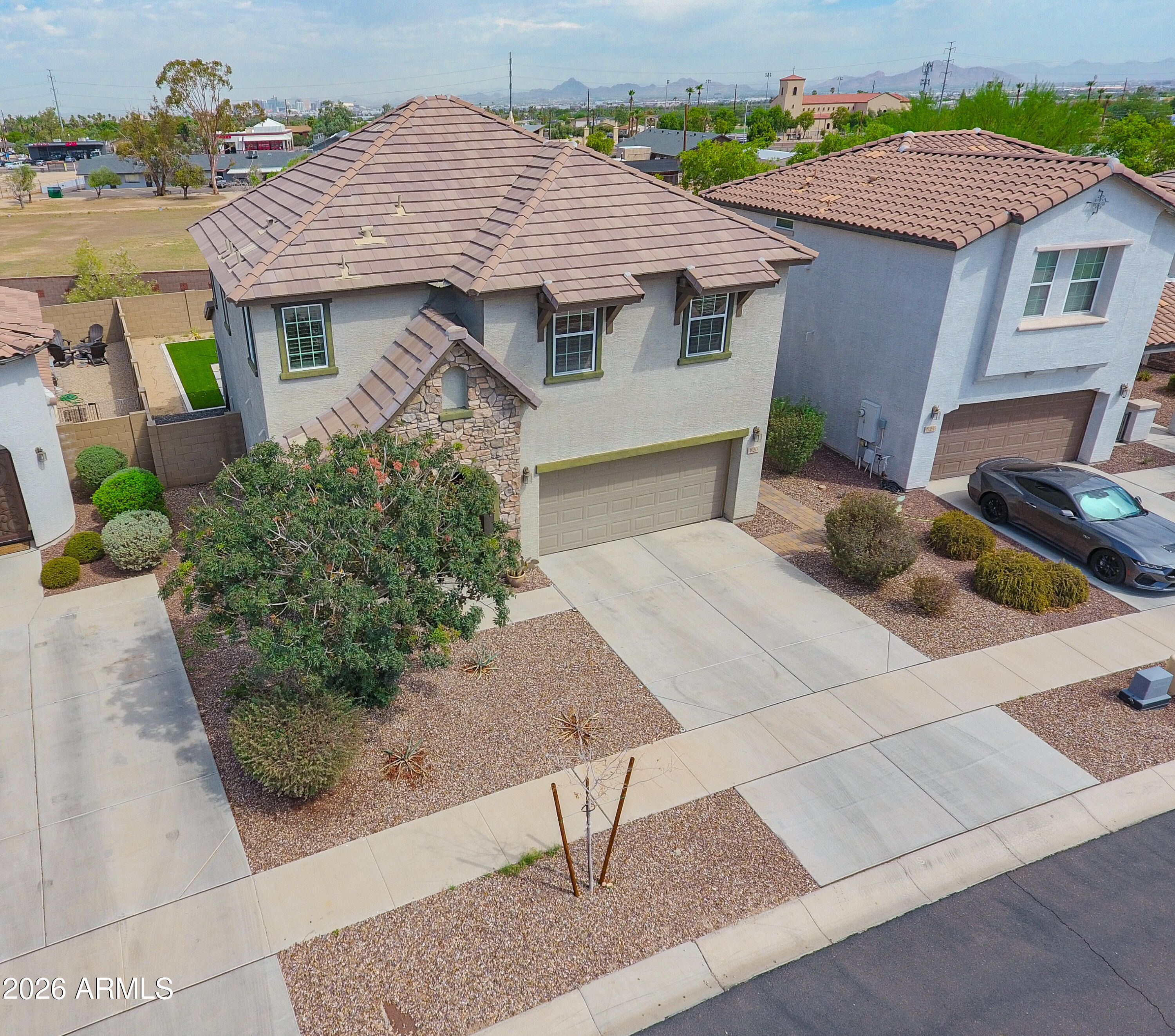 Constance Way, Phoenix, AZ 85042 #1