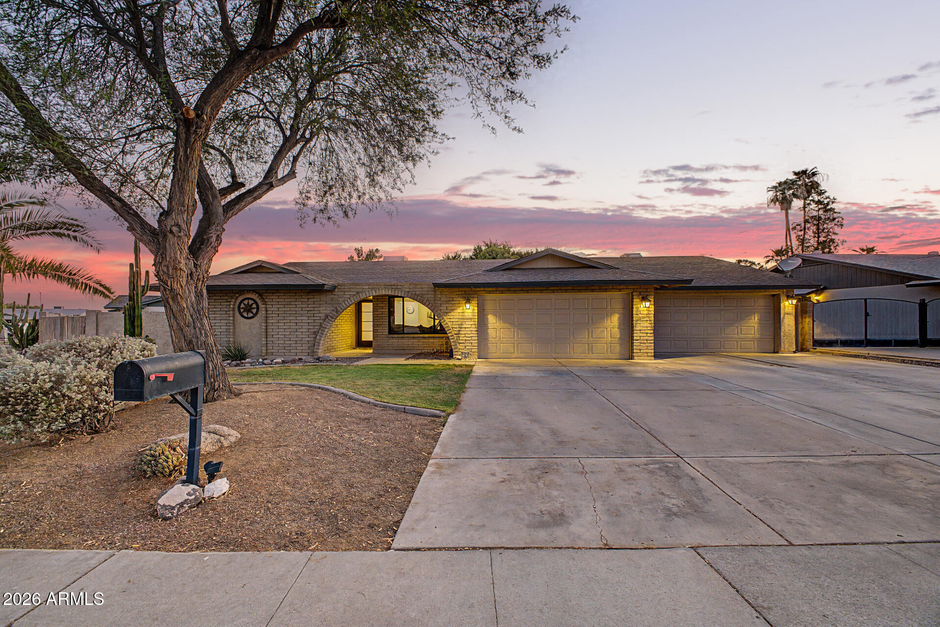 36th Dr, Phoenix, AZ 85053