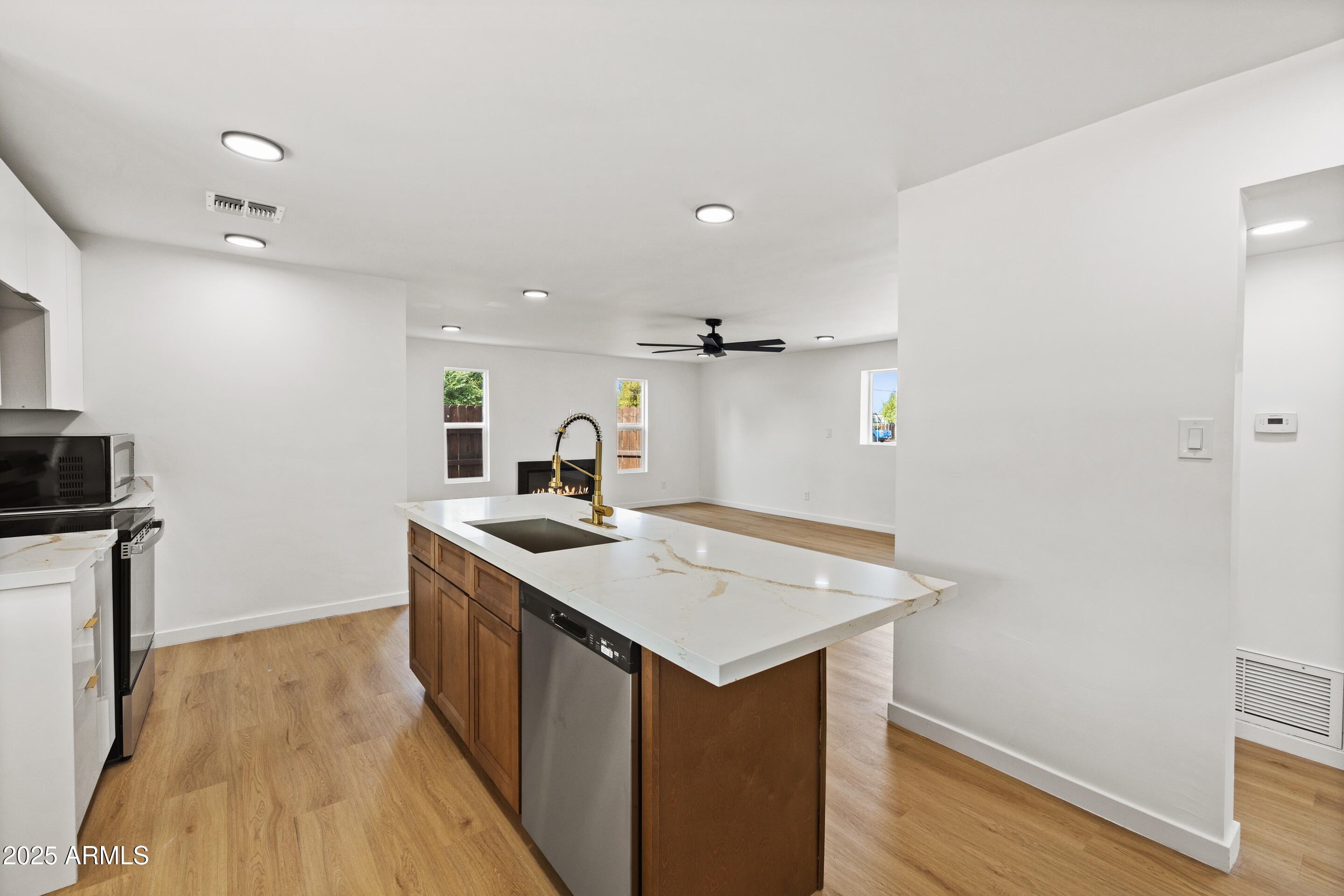 29th Pl, Phoenix, AZ 85008 #1