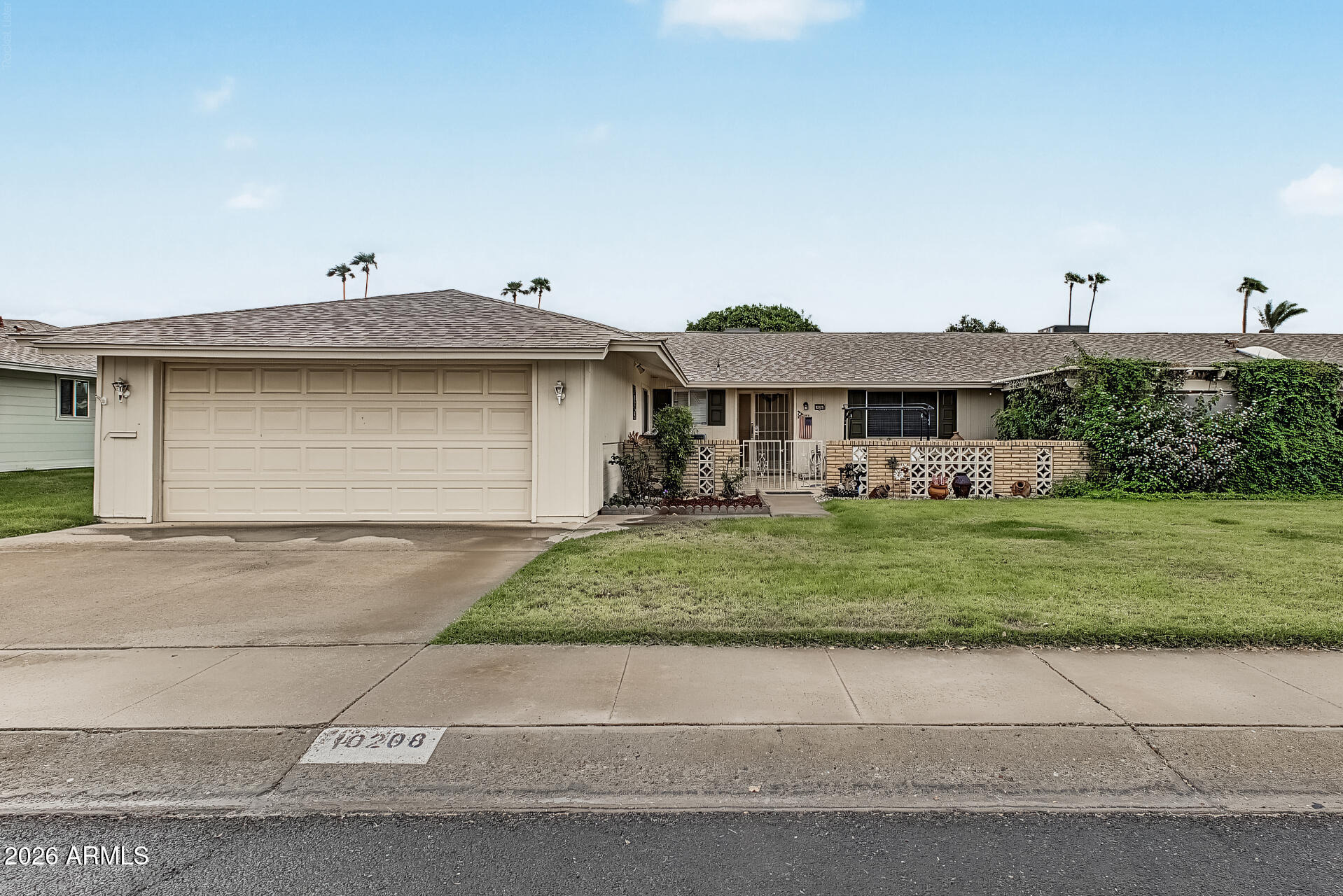 Kingswood Cir, Sun City, AZ 85351