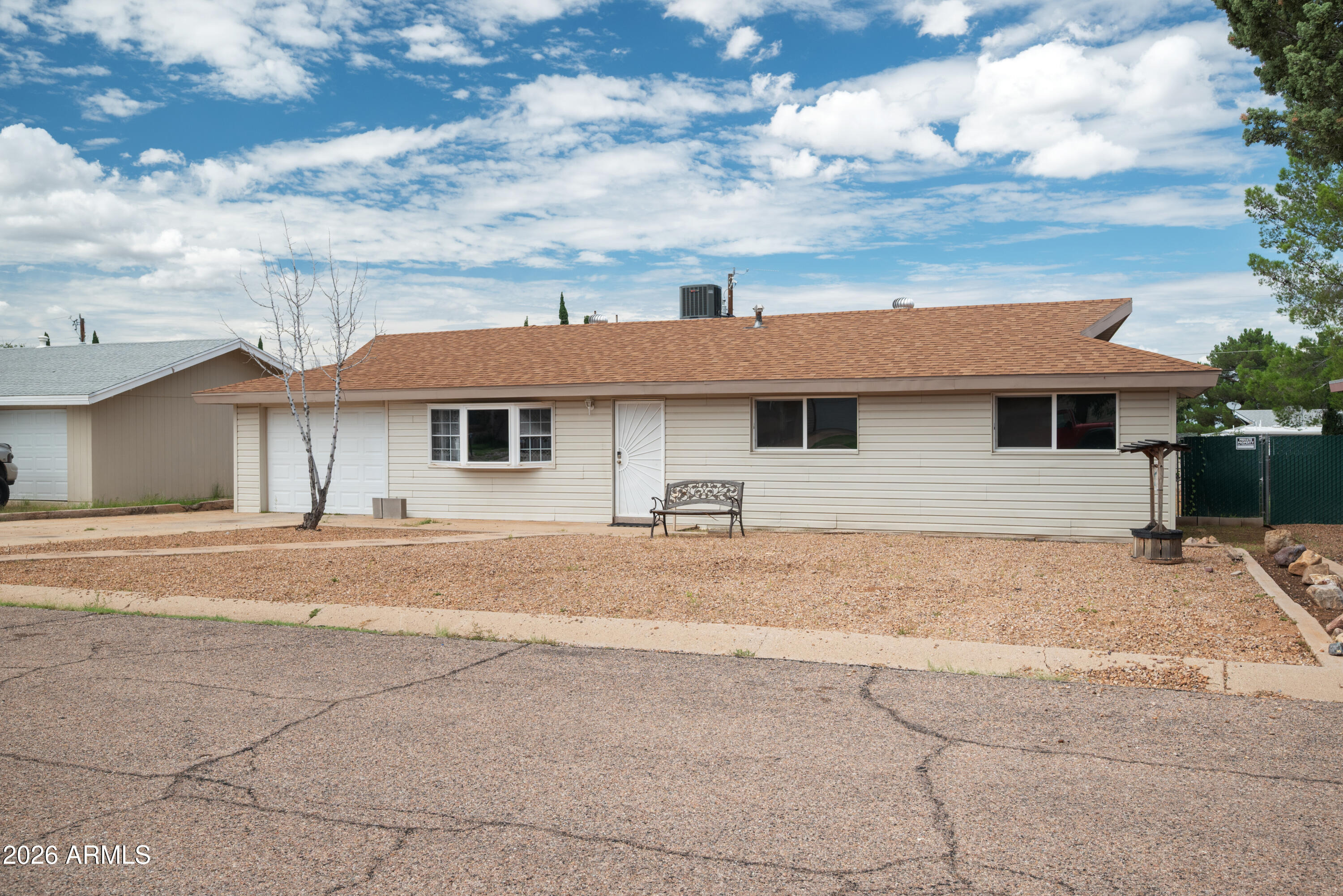 James Pl, Sierra Vista, AZ 85635