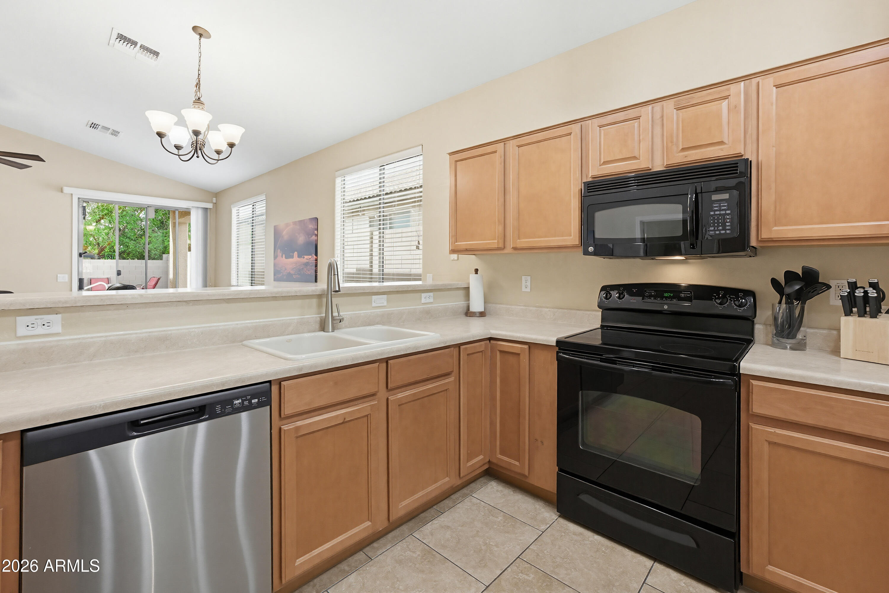 Smokey Dr, Surprise, AZ 85388 #1