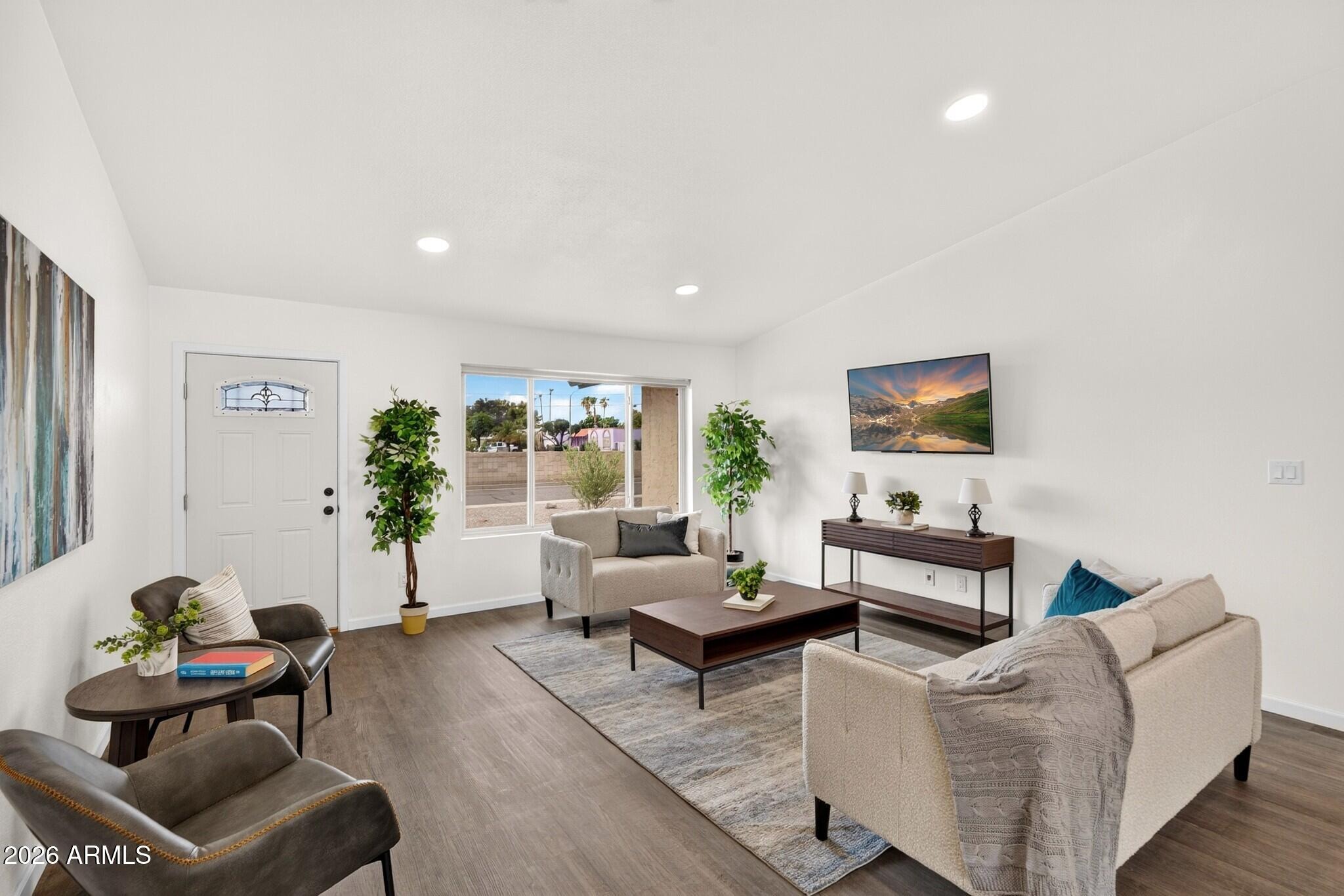 Cactus Rd, Phoenix, AZ 85032 #1