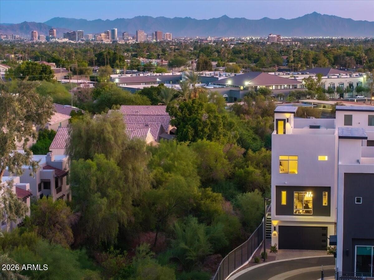 Morten Ave, Phoenix, AZ 85020