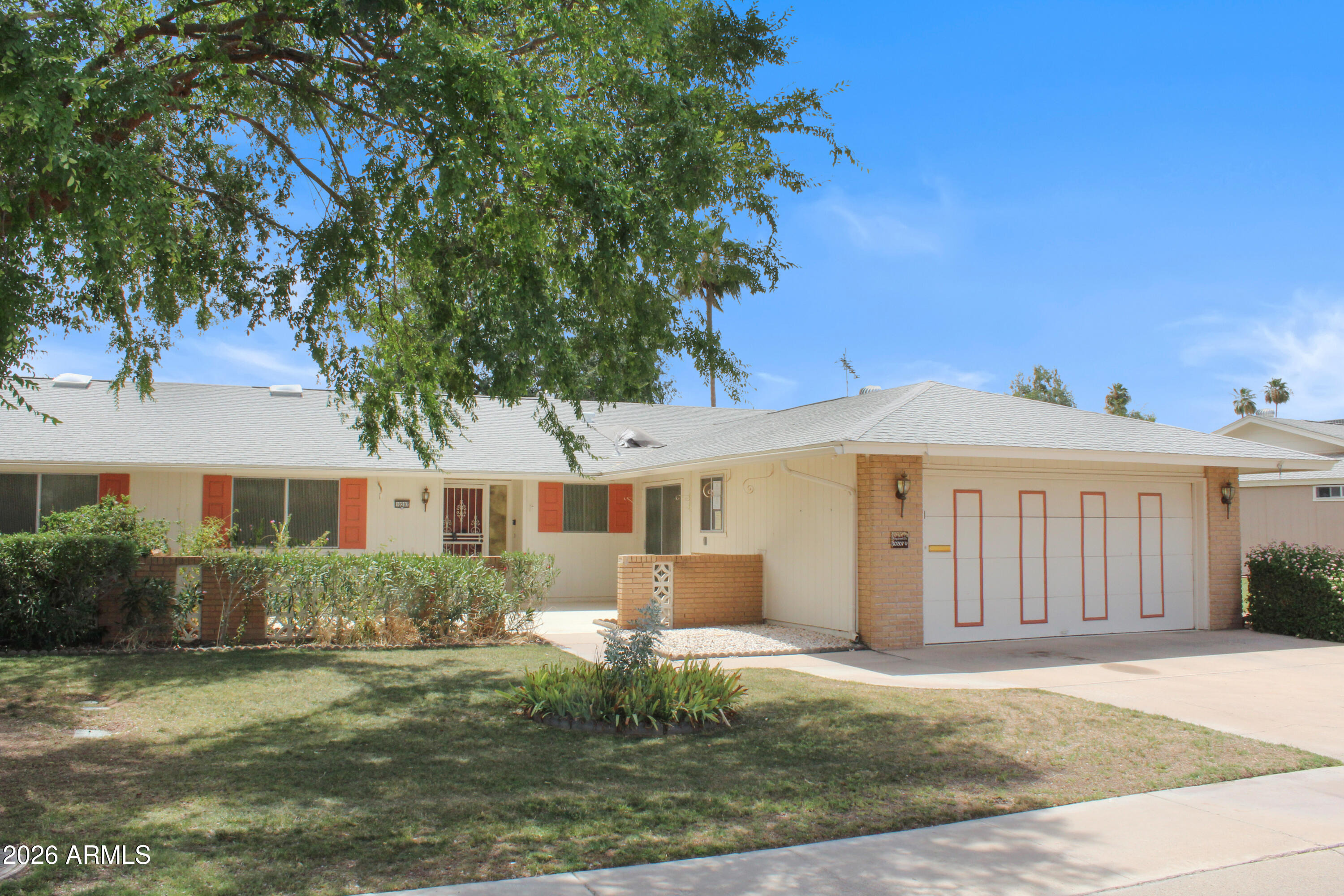 Kingswood Cir, Sun City, AZ 85351