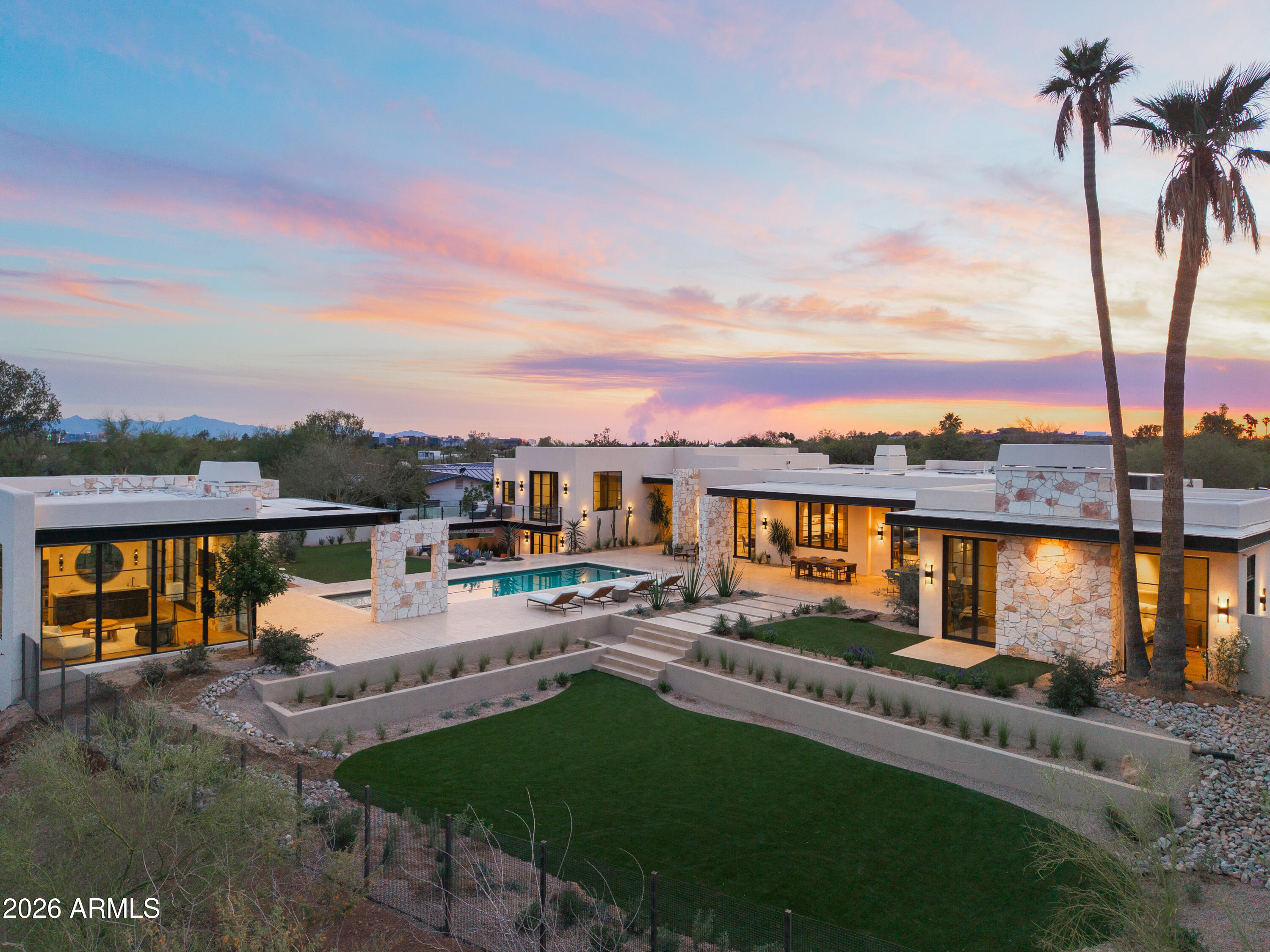 Harding Dr, Paradise Valley, AZ 85253