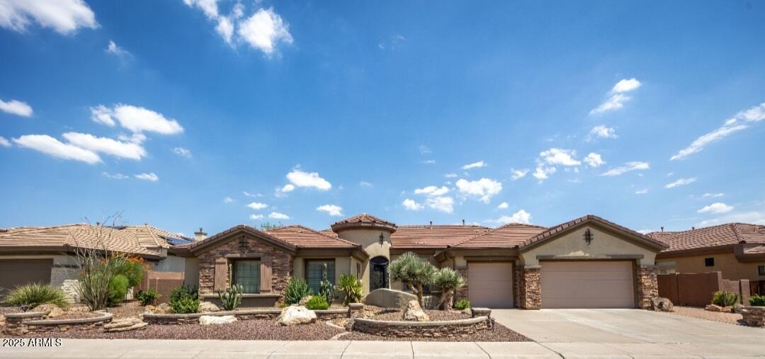 Club Pointe Dr, Phoenix, AZ 85086