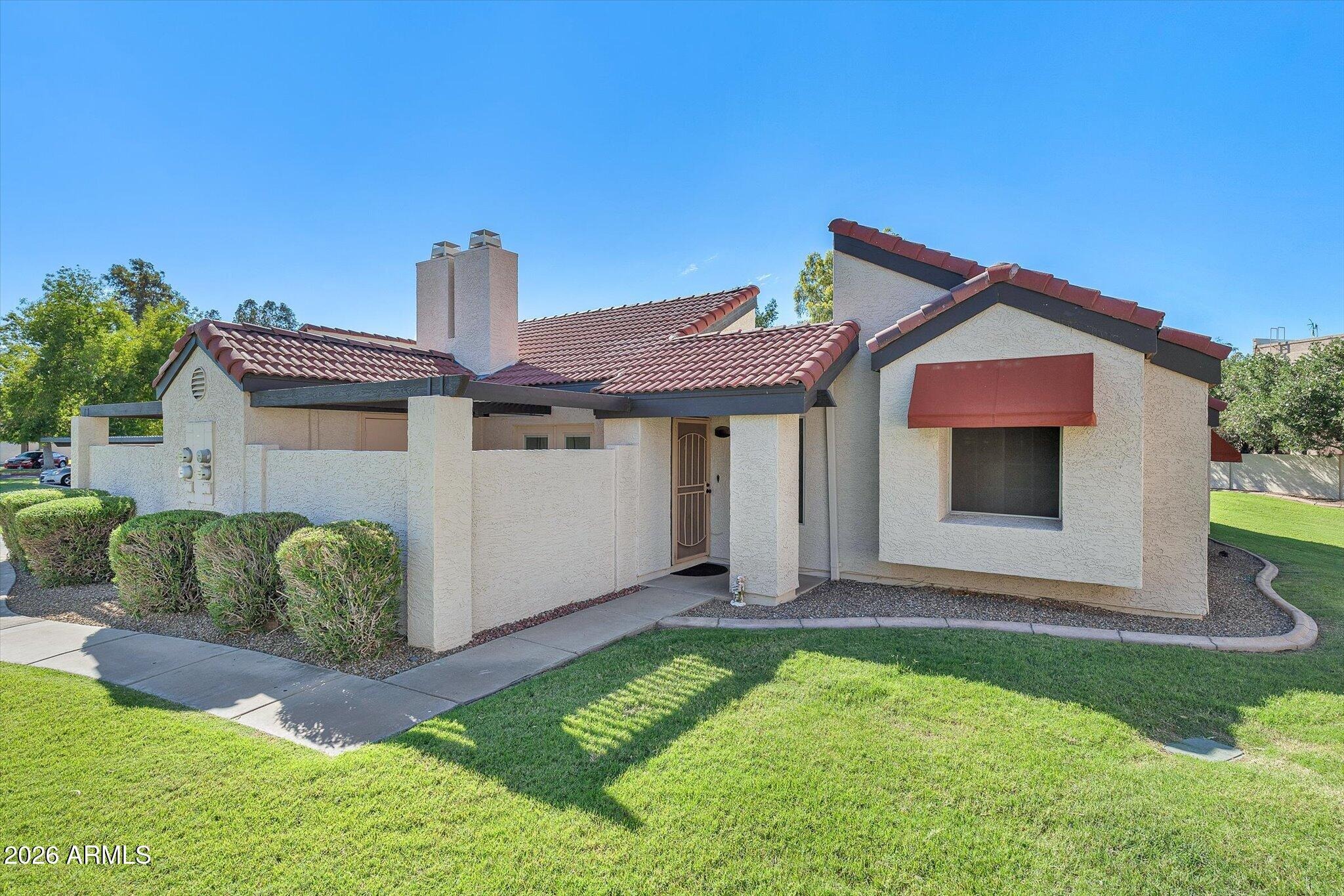 Lola Ln, Tempe, AZ 85281
