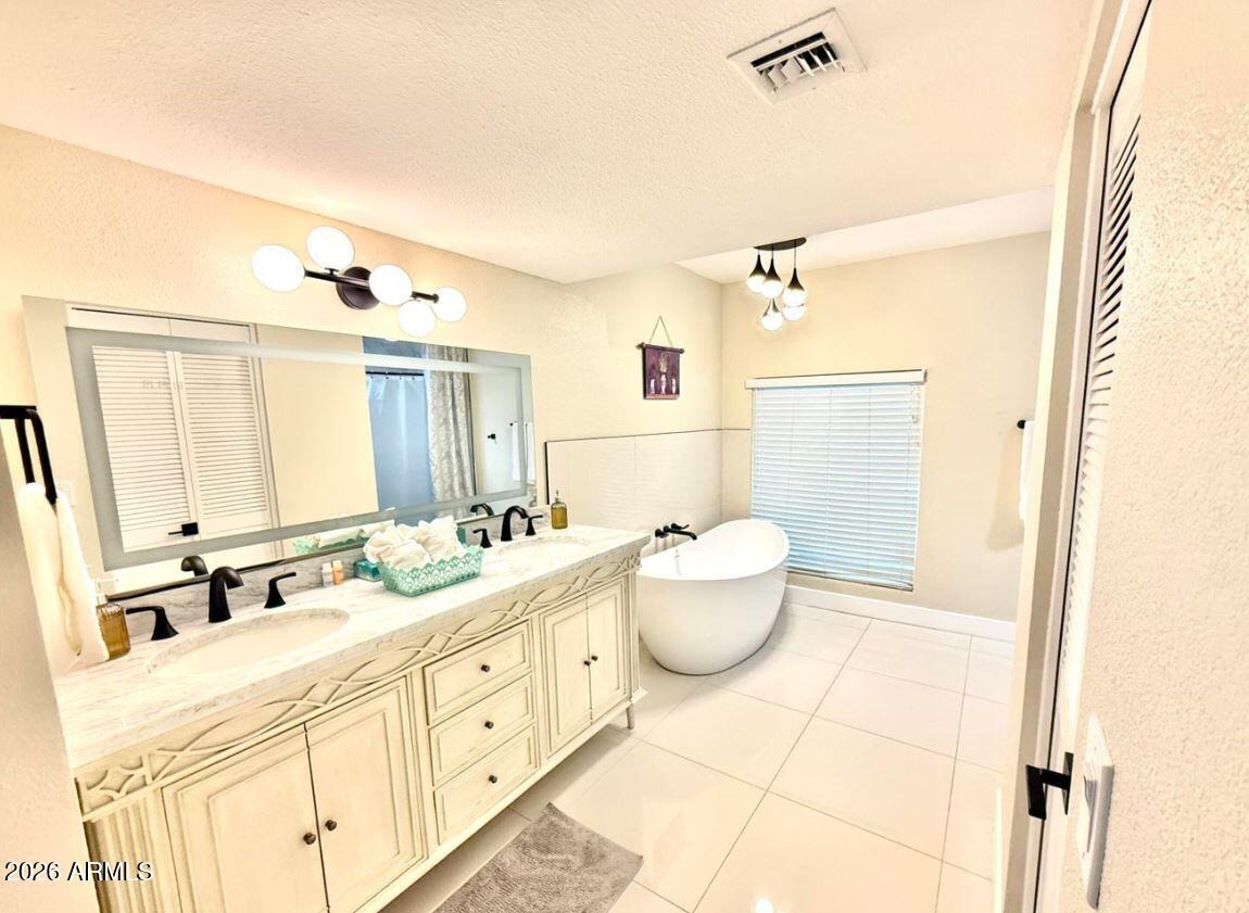 Lewis Ave, Scottsdale, AZ 85257 #1