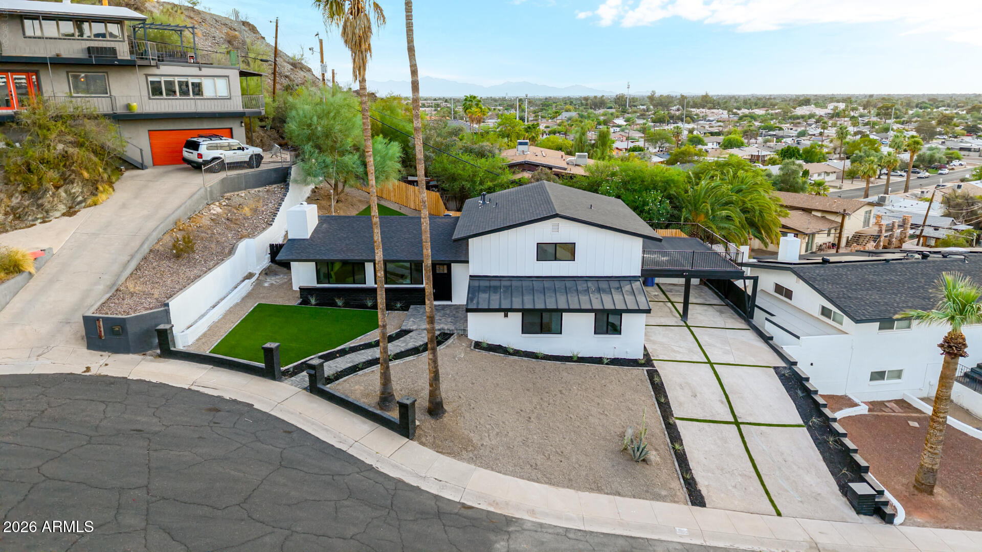 Echo Ln, Phoenix, AZ 85020