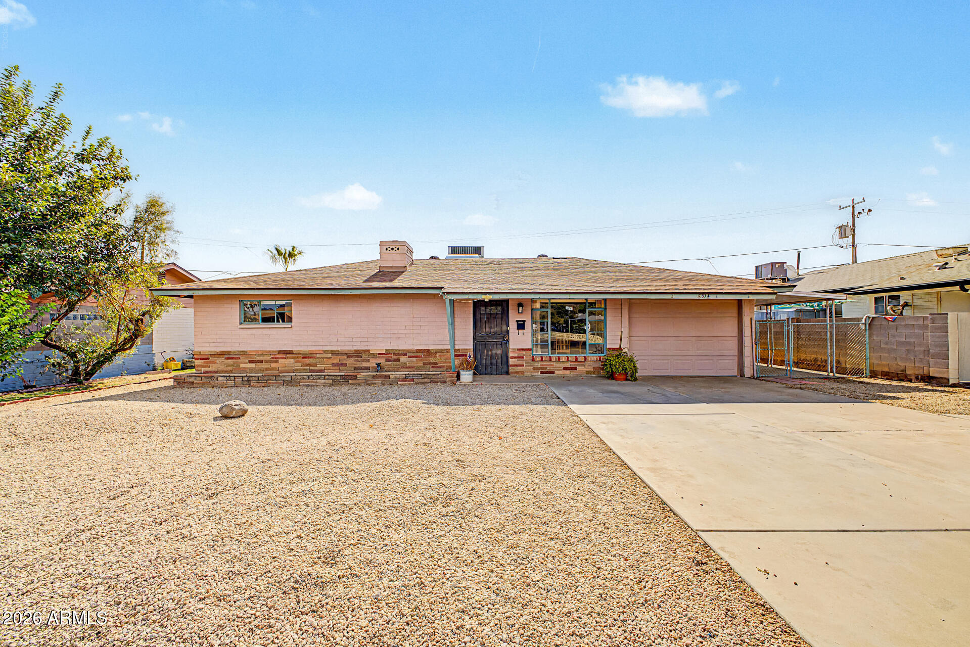 8th St, Phoenix, AZ 85020