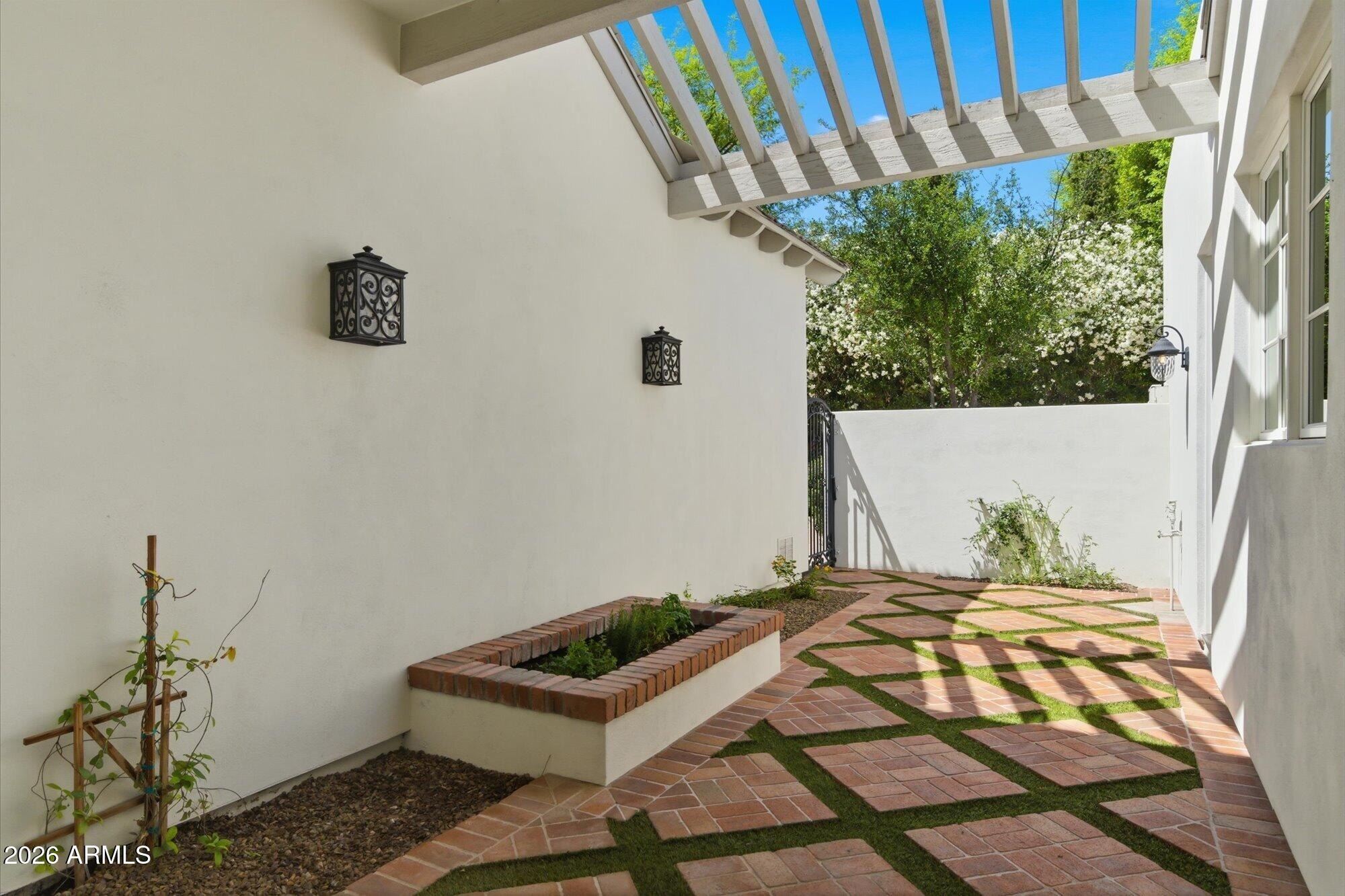 Horseshoe Rd, Paradise Valley, AZ 85253 #1
