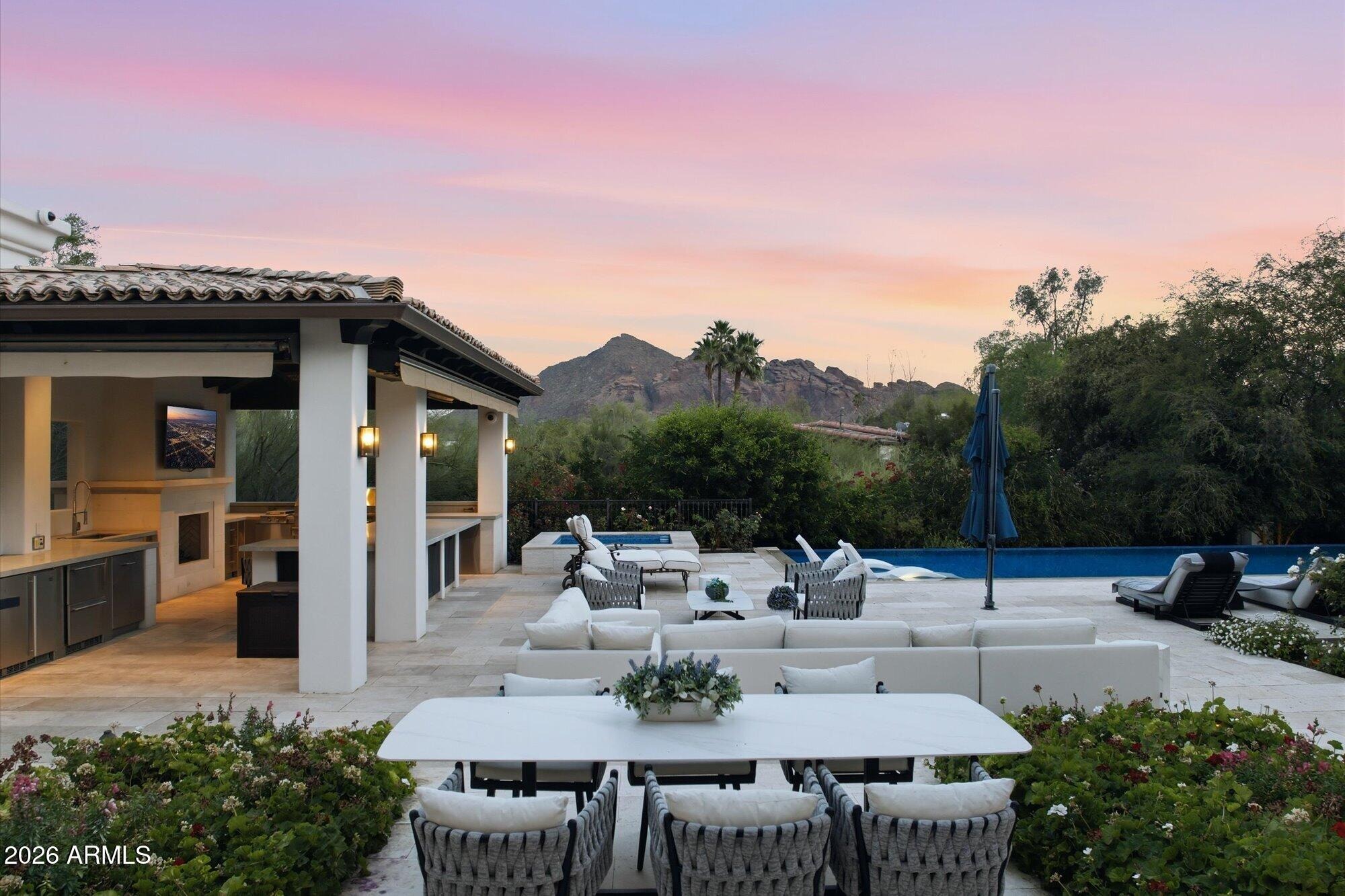 Hillside Dr, Paradise Valley, AZ 85253