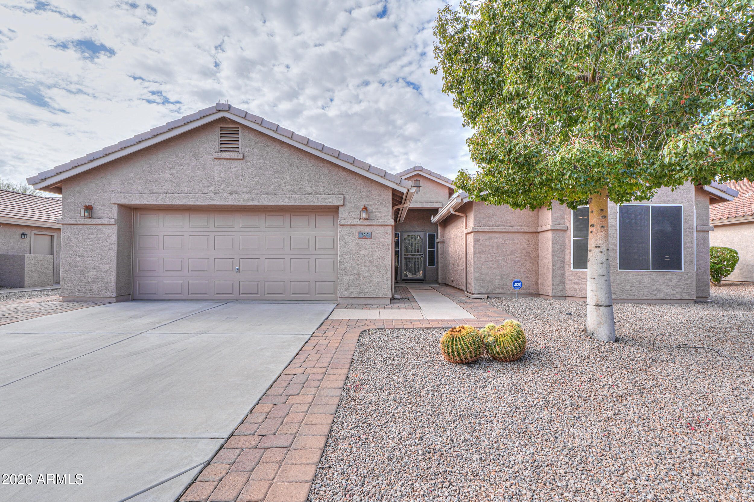 Los Cielos Ln, Casa Grande, AZ 85194