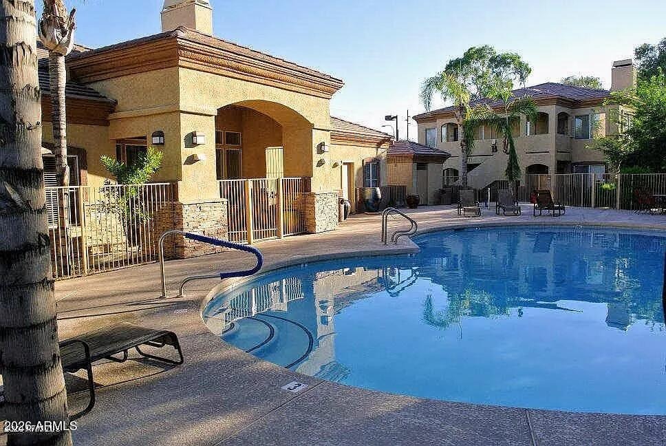 Broadway Rd, Tempe, AZ 85282
