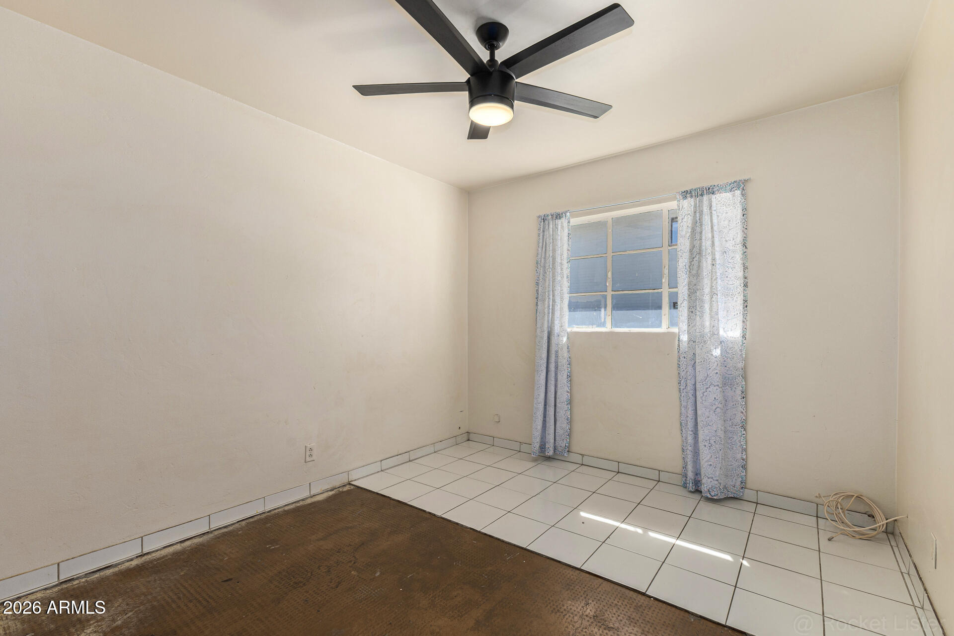 19th Ave, Phoenix, AZ 85015 #1