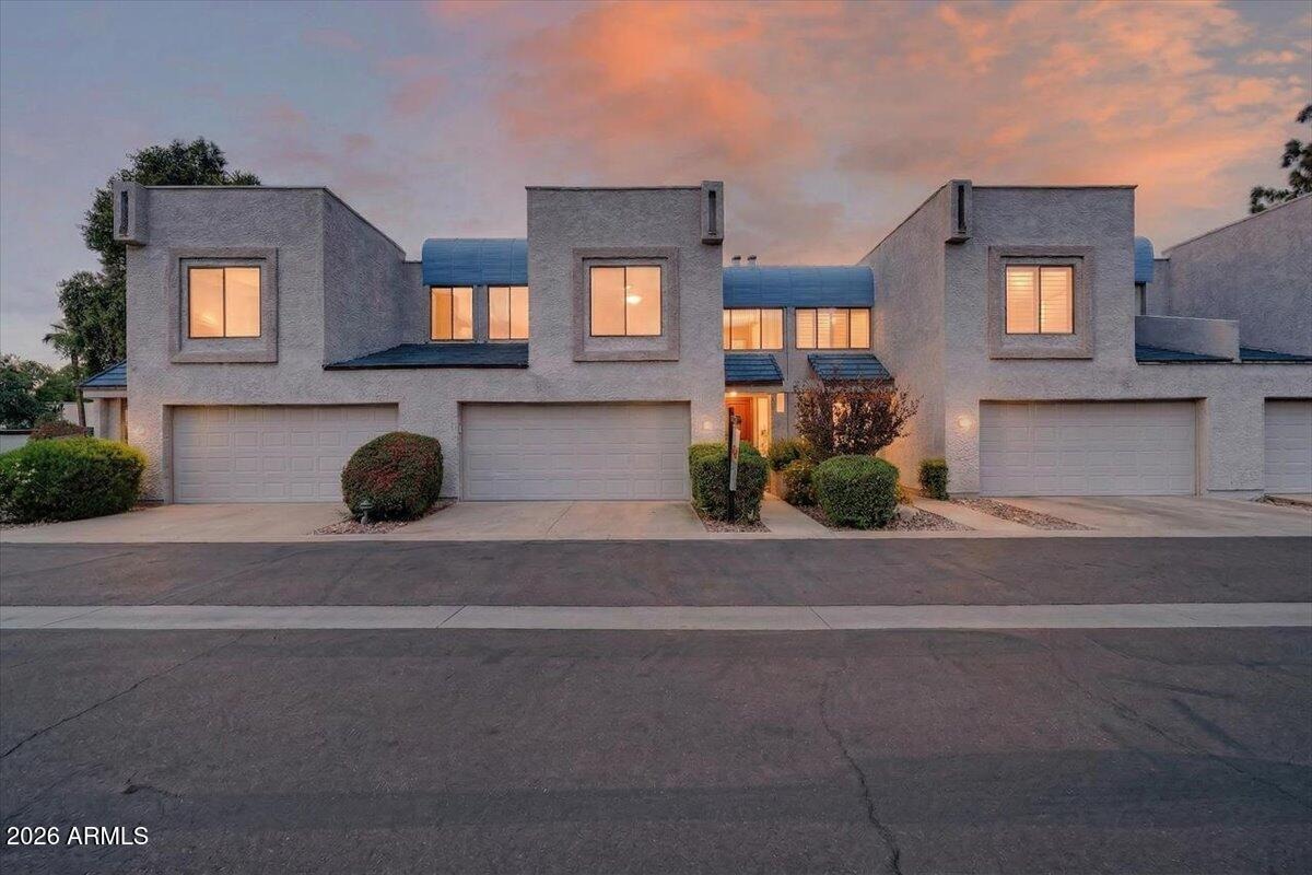 10th St, Phoenix, AZ 85014