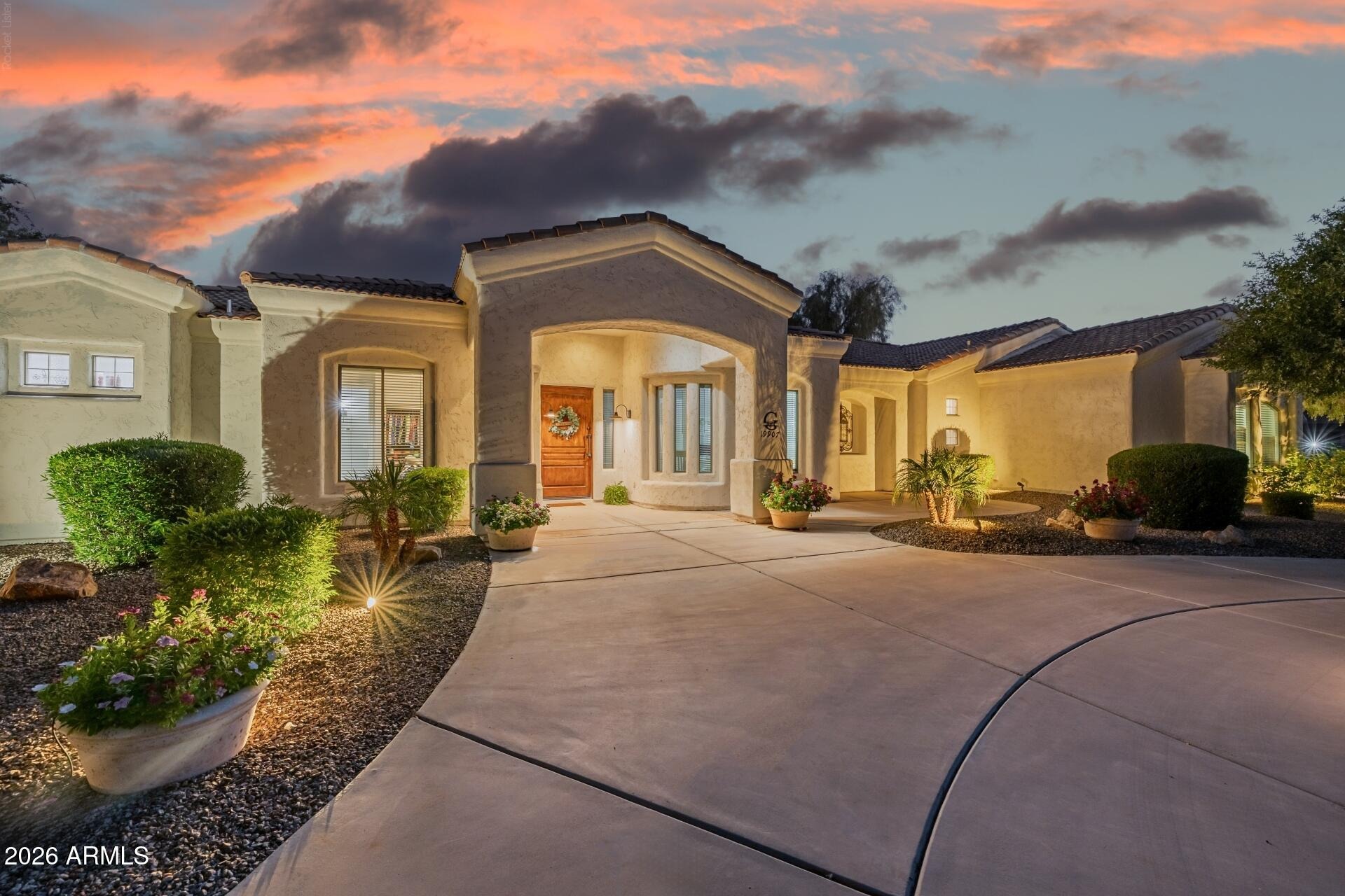Elaine Cir, Queen Creek, AZ 85142