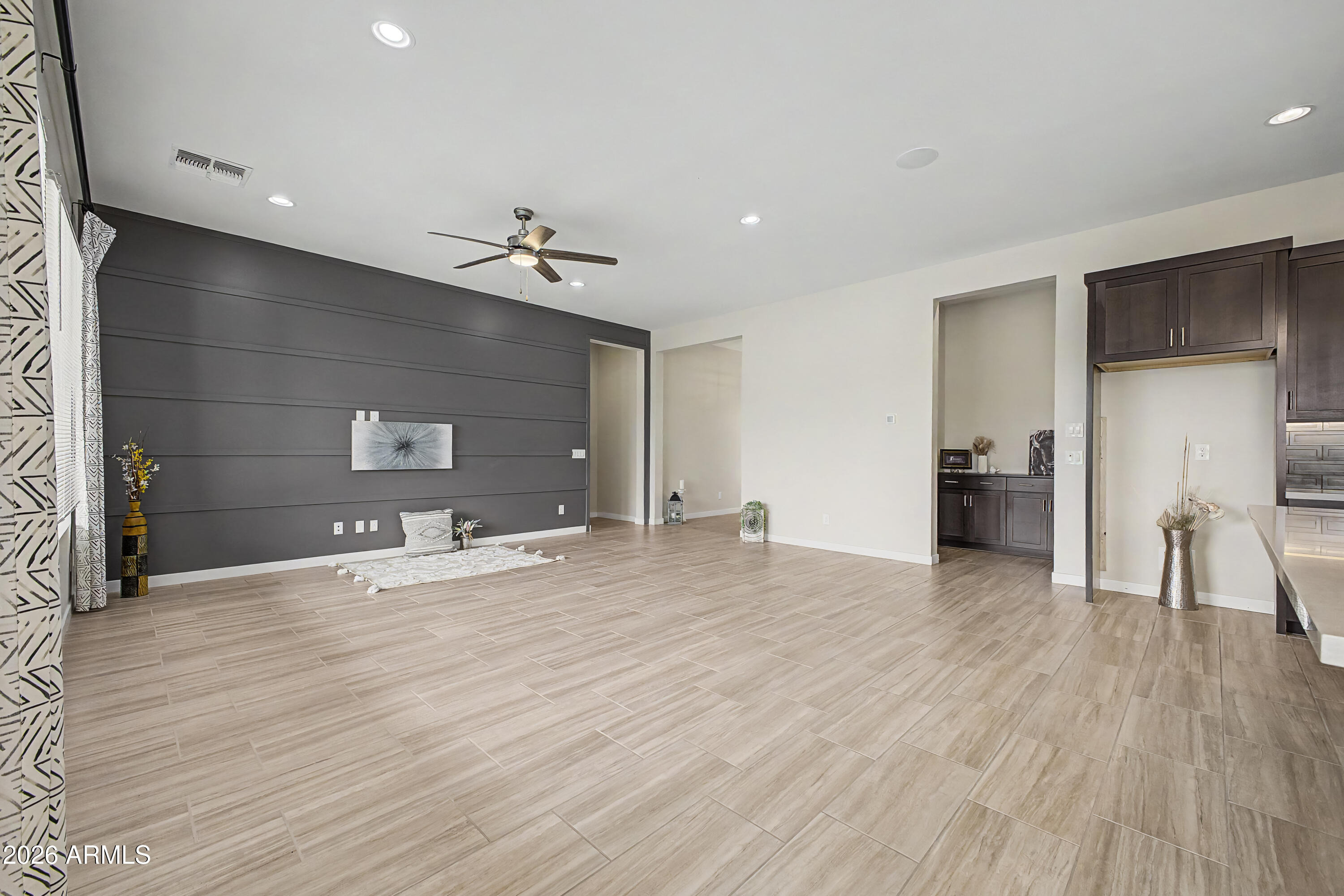Powell Way, Gilbert, AZ 85298 #1