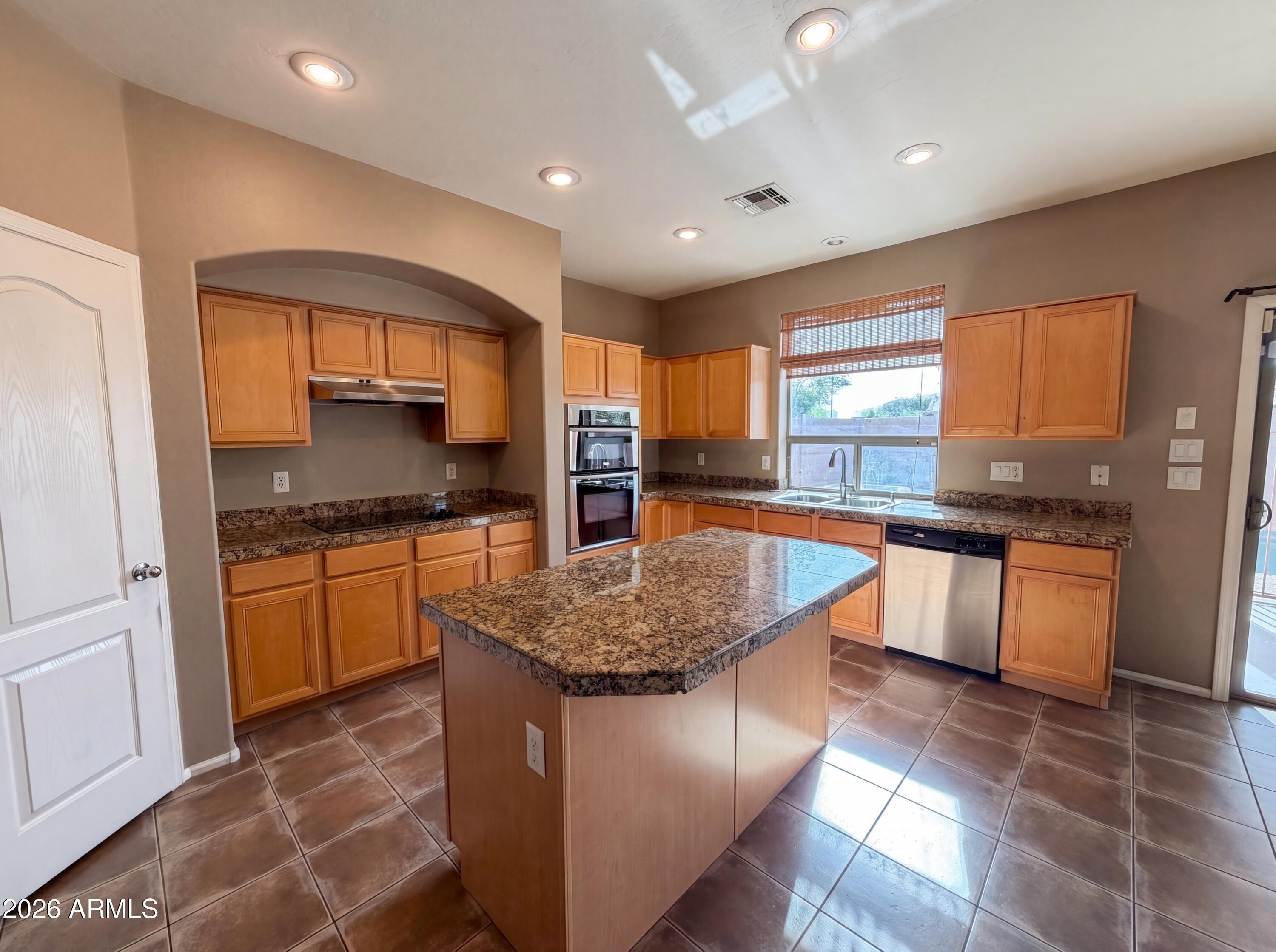 160th Ln, Goodyear, AZ 85338 #1