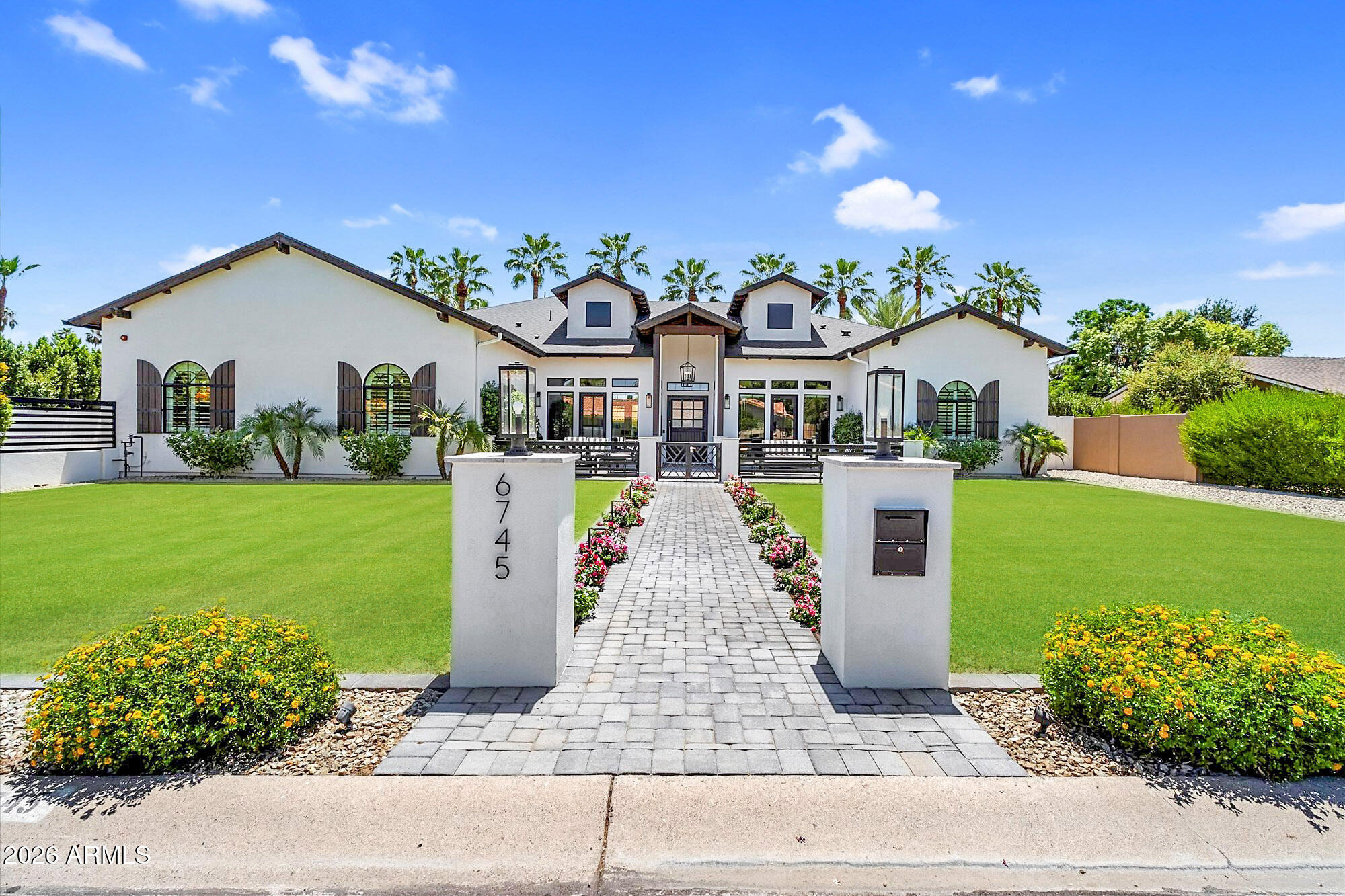 Montecito Ave, Scottsdale, AZ 85251